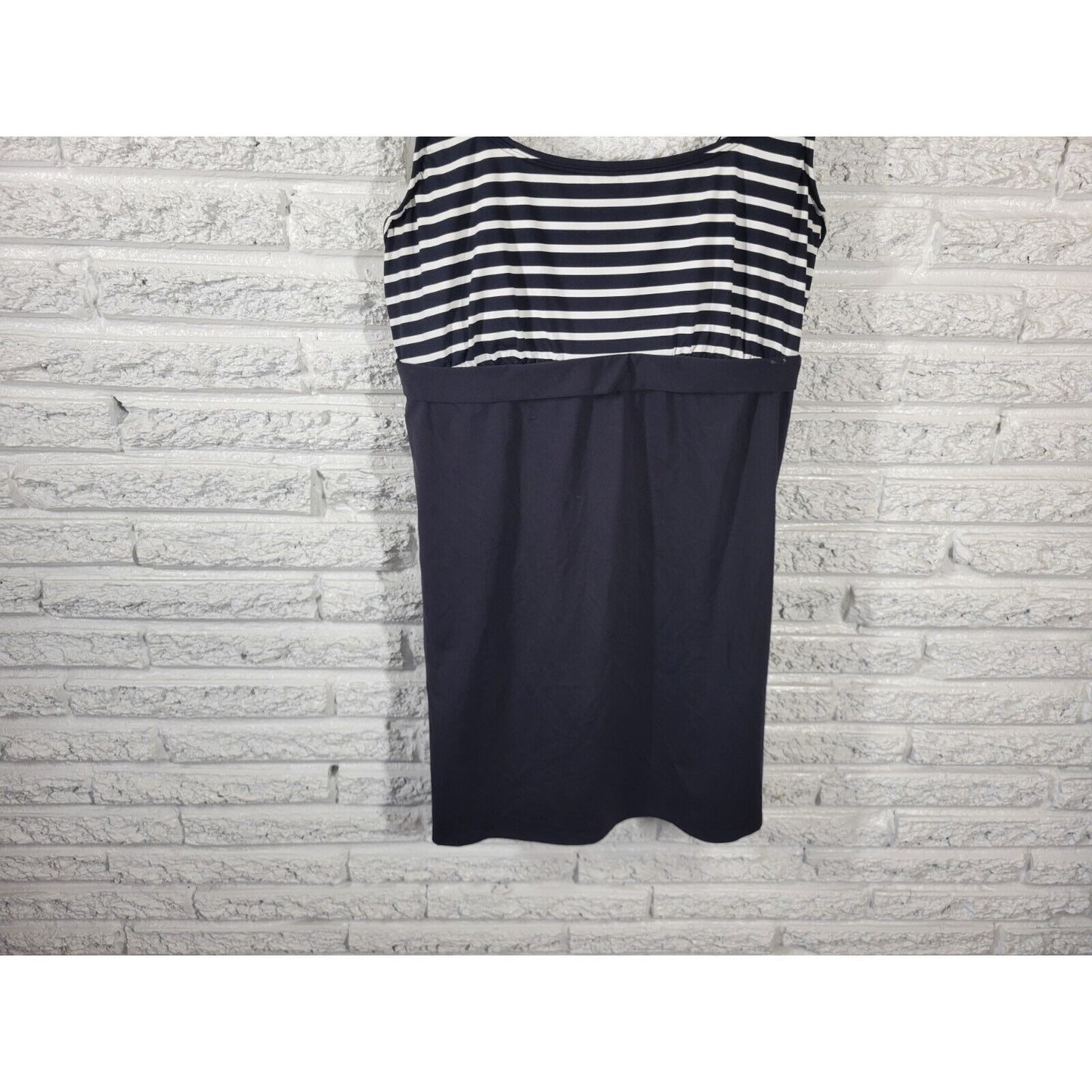 Lands End Womens Swim Top 16 Black Stripe Adjustable Wide Strap Underwire Bra