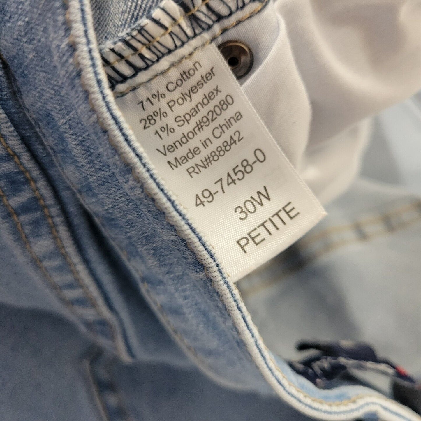 Denim 24 7 Womens Jeans 30WP Plus Cropped Light Blue Denim Zip Fly Comfort Waist