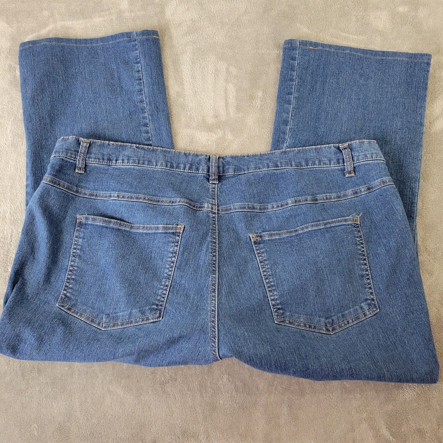 Woman Within Womens Jeans 22WP Petite Capri Straight Leg Medium Blue Denim Zip