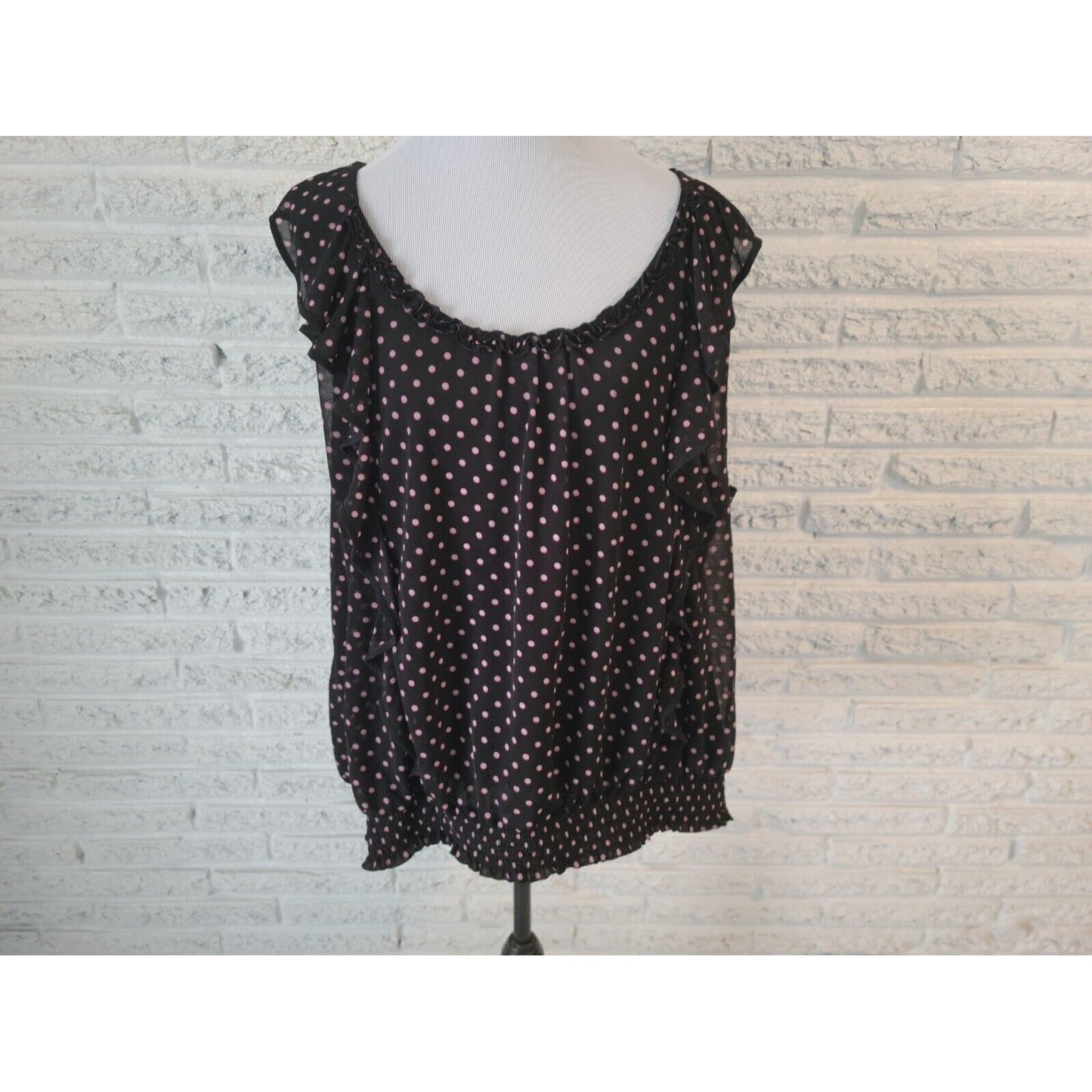 Elle Womens Top 2X Plus Sleeveless Peplum Black Polka Dot Sleeveless Ruffle Neck