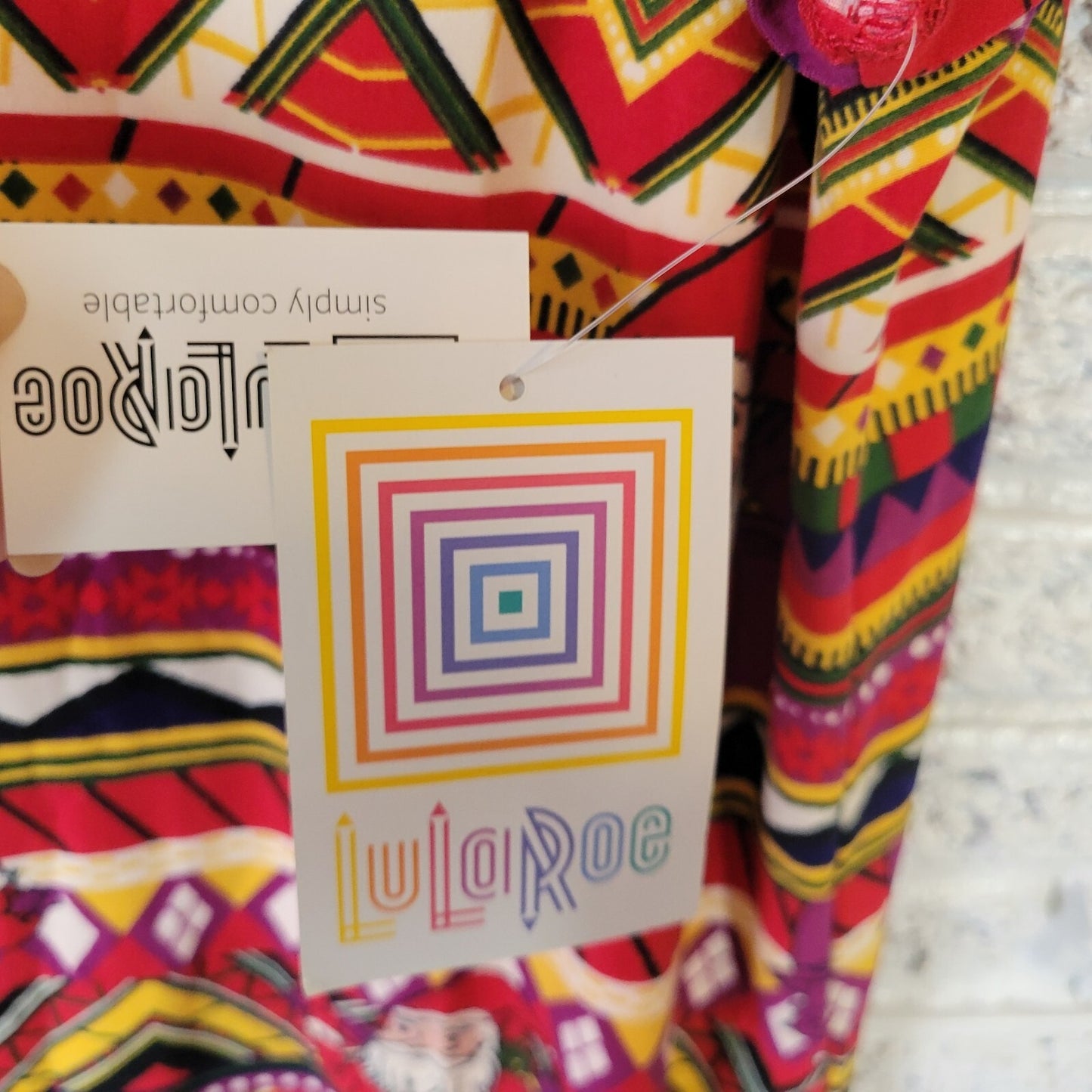 Christmas Lularoe Womens Top 2XL Plus Tee Santa Red Geometric Comfy Poly Blend