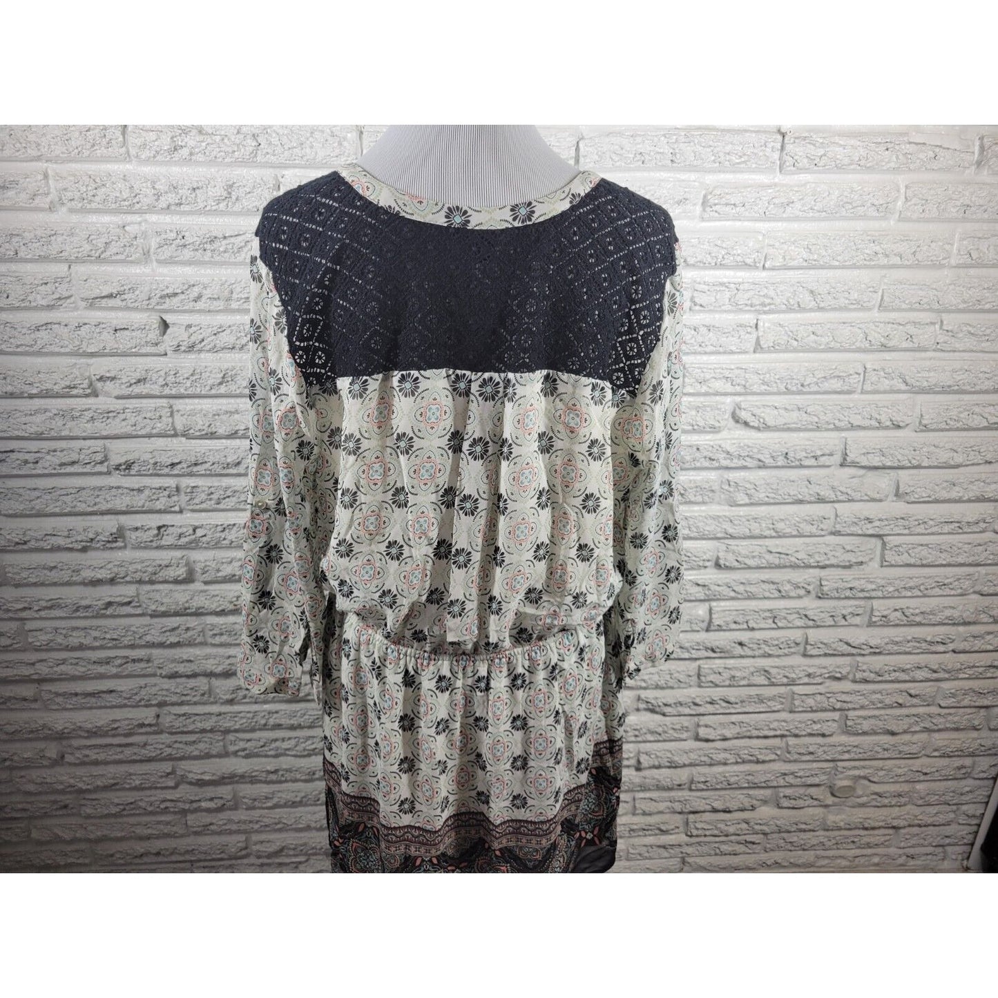 Signature Studio Women Top Extra Large Dress Tunic Crochet Back Black Geometric