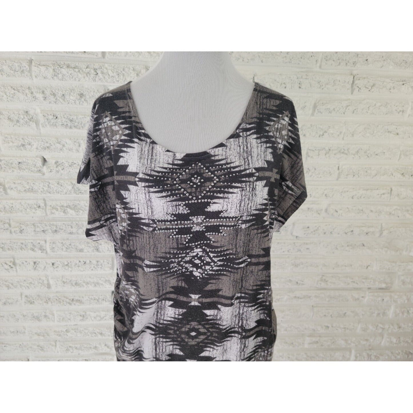 Cato Womens Top 18W 20W Plus Short Sleeve Pullover Studded Black Geometric