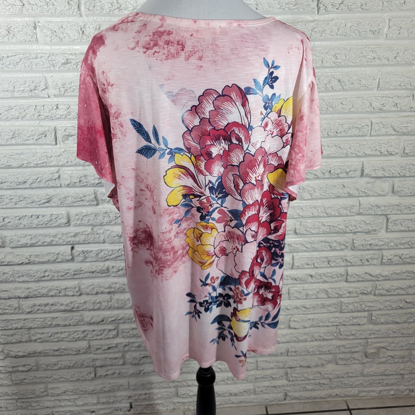 Terra Sky Womens Top 2X Plus Tee Flutter Sleeve Pink Floral Studded Lightweight