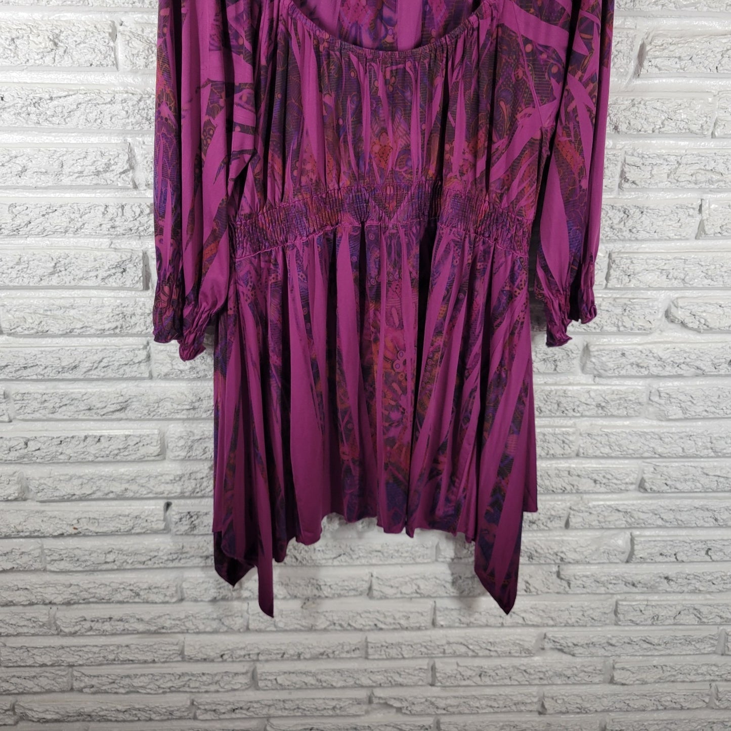 Live Let Live Womens Top XL Tunic Cinched 3/4 Sleeve Purple Laser Cut Shark Bite