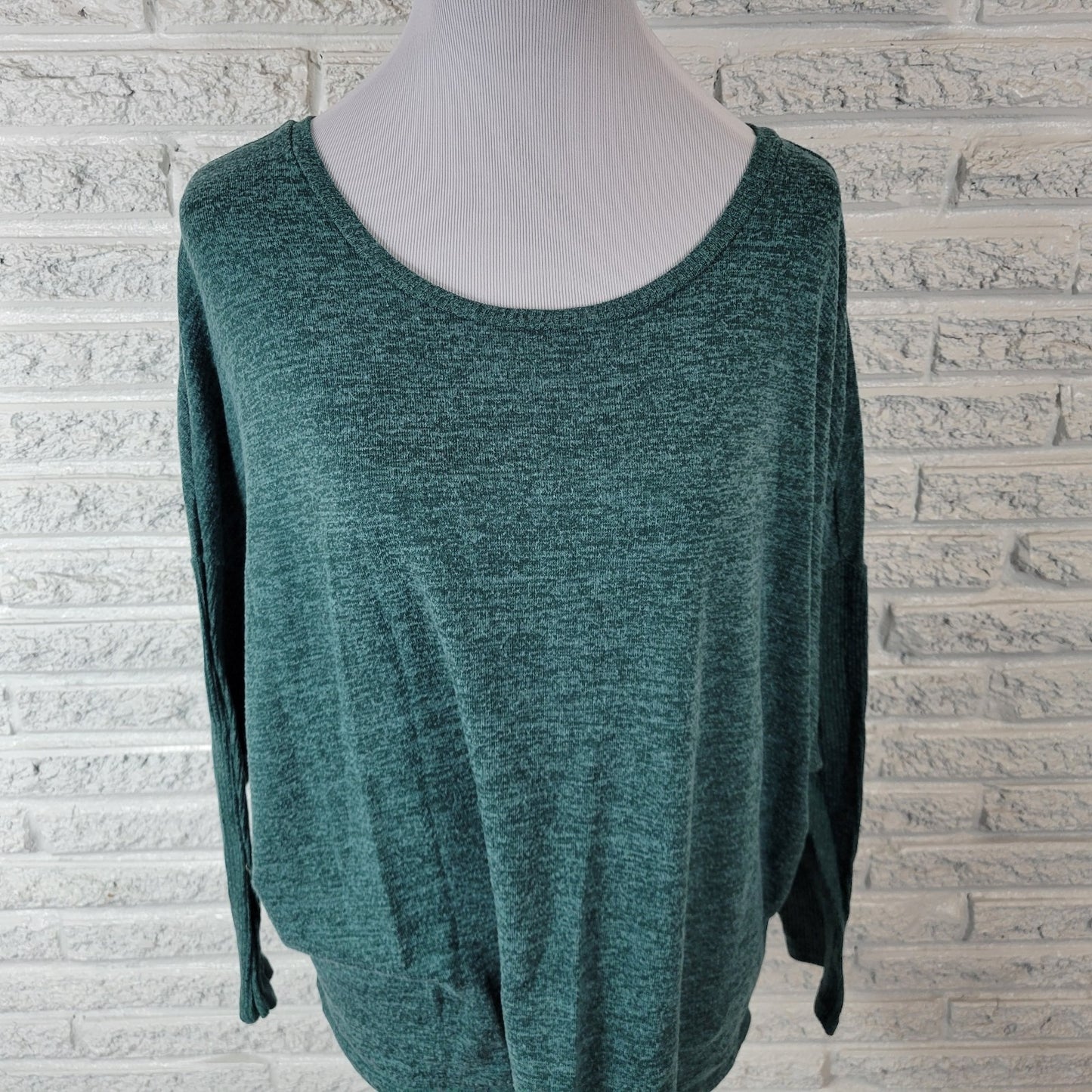Joyspun Womens Pajama Top 2X 18W 20W Plus Green Poly Blend Loungewear Comfy