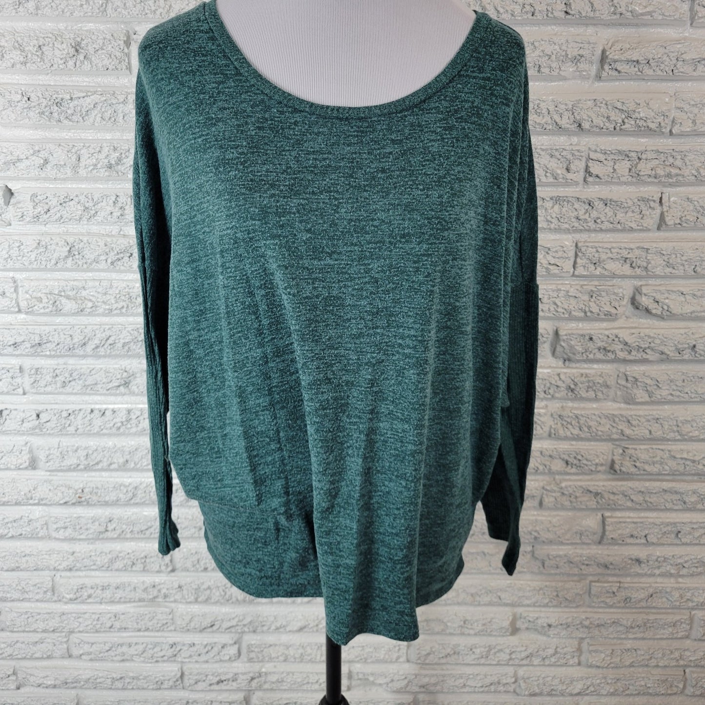 Joyspun Womens Pajama Top 2X 18W 20W Plus Green Poly Blend Loungewear Comfy