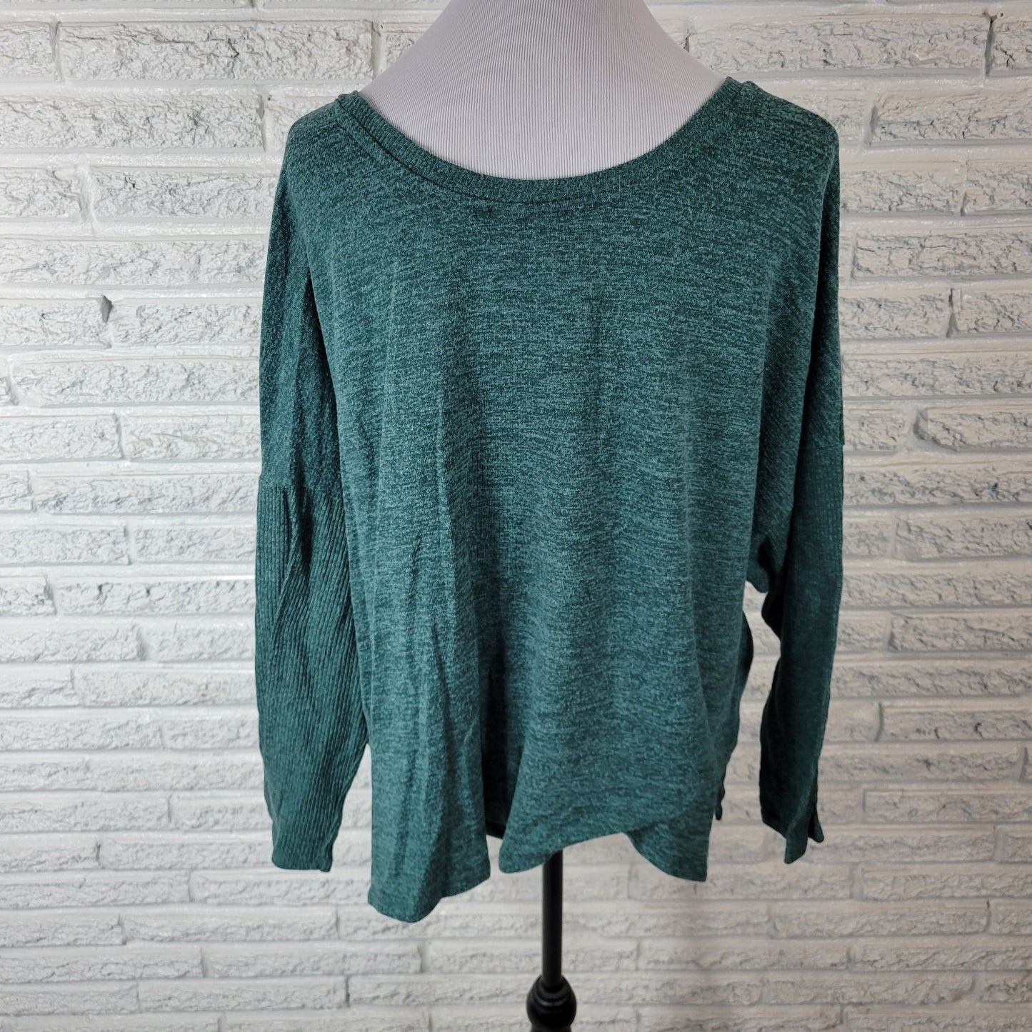 Joyspun Womens Pajama Top 2X 18W 20W Plus Green Poly Blend Loungewear Comfy