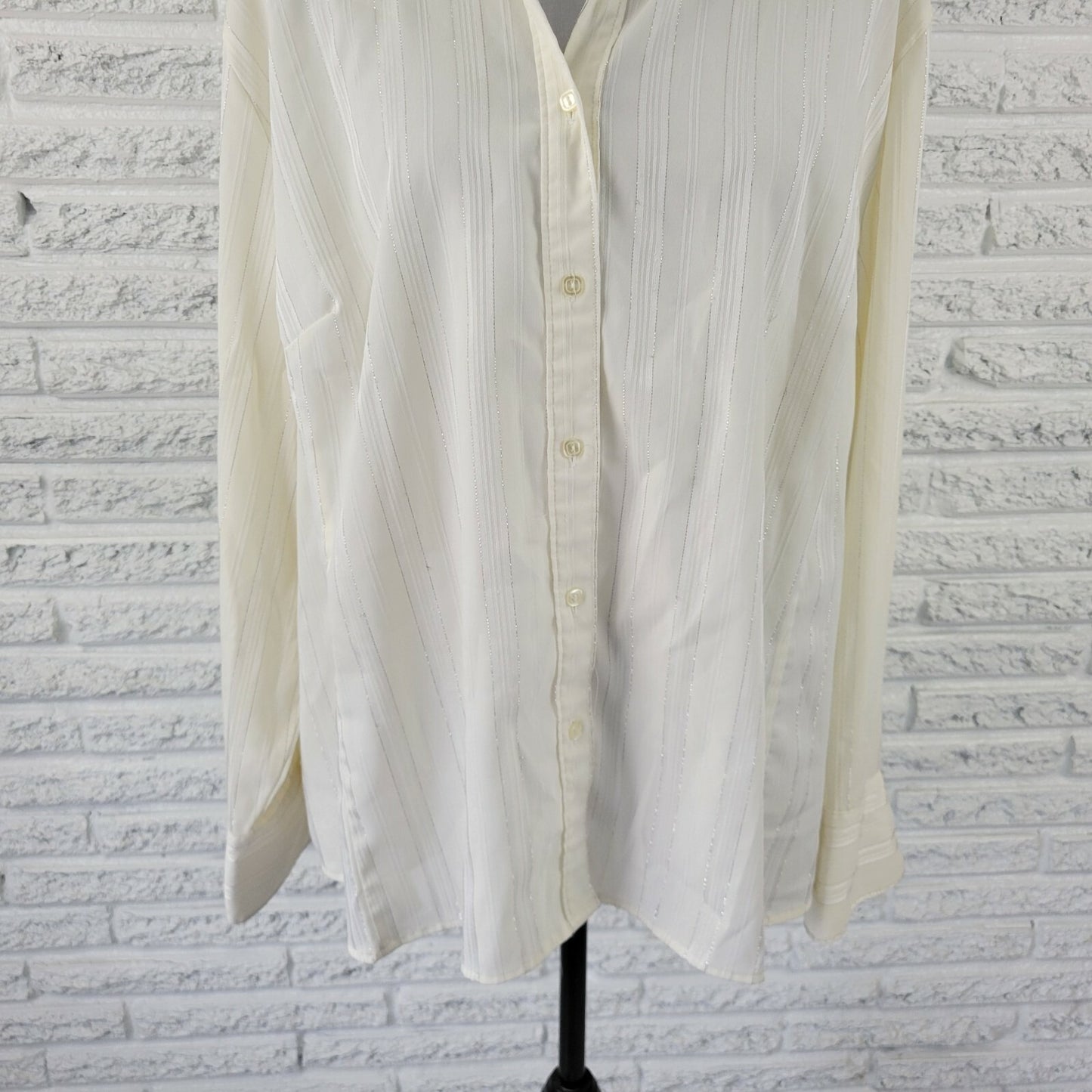Apt 9 Womens Shirt 3X Plus Button Up Long Sleeves White Striped Metallic Office