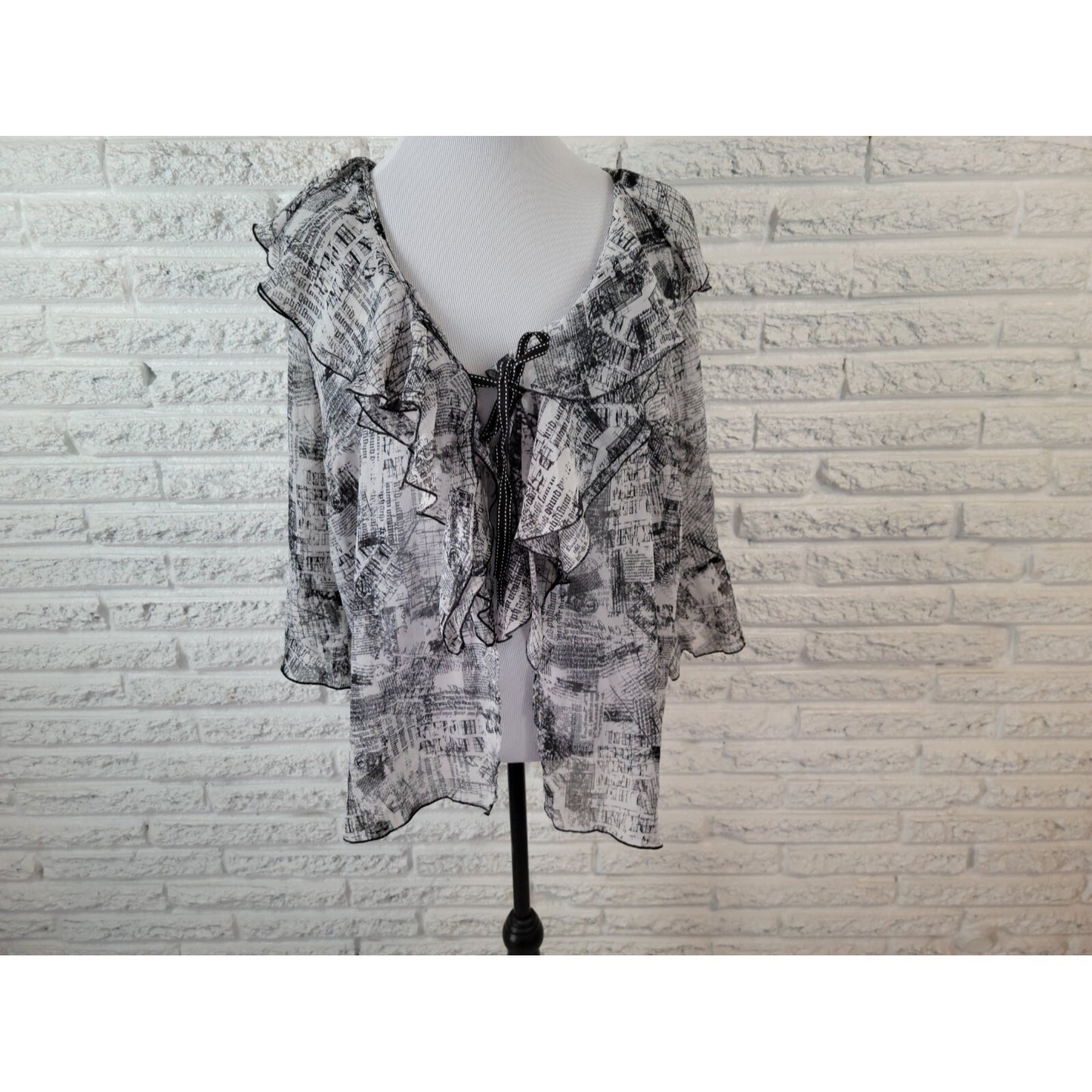 CJ Banks Women Top 2X Plus Bell 3/4 Sleeve Open Overlay Sheer Polyester Scripted