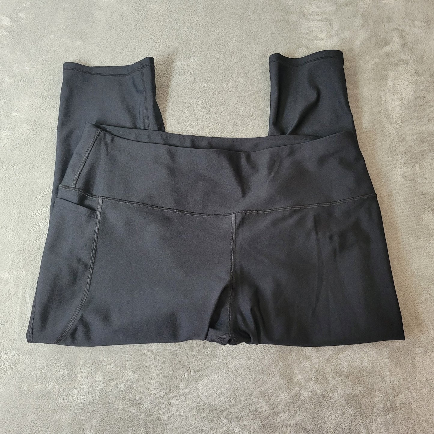 Hurley Womens Pants 2X Plus Leggings Capri Compression Black Lightweight Active