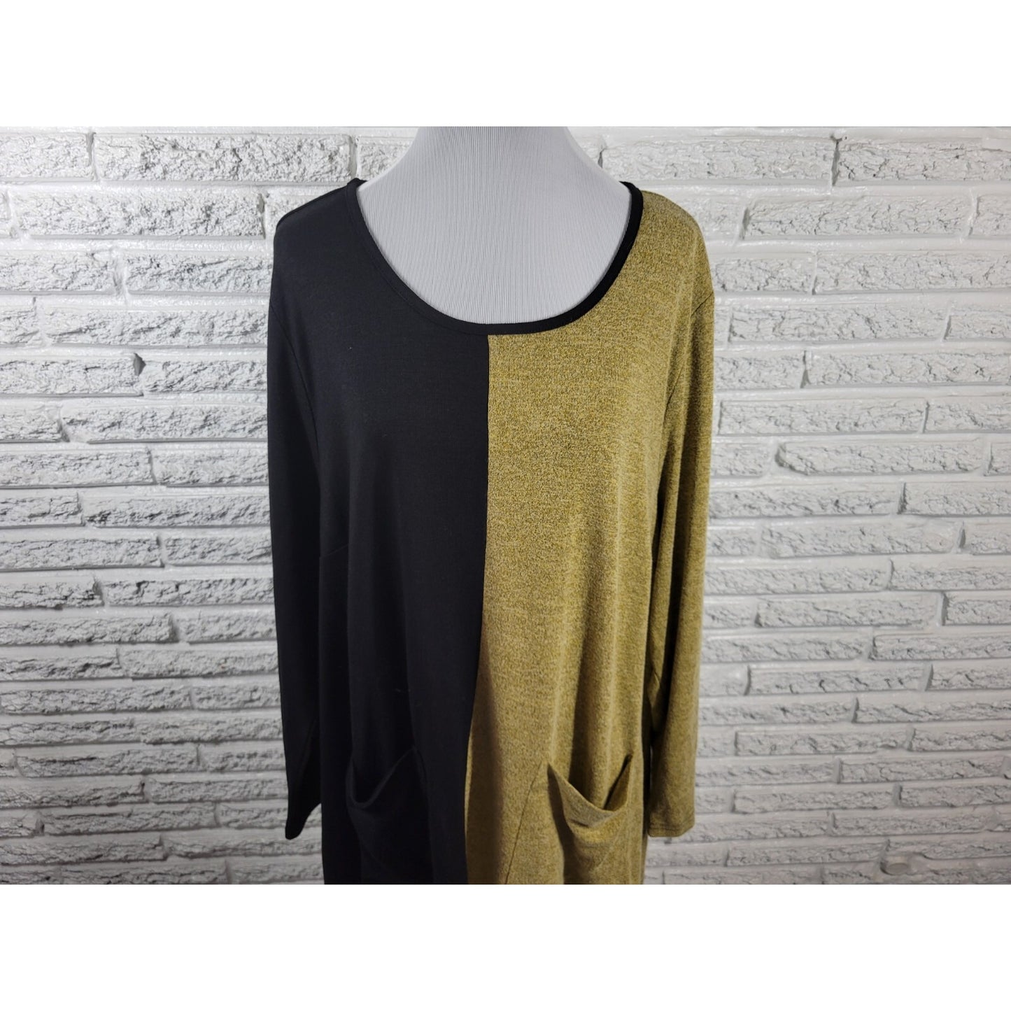 Zim Zoe Women Top 26 28 Plus Tunic Knit Tan Colorblock Long Sleeve Pockets