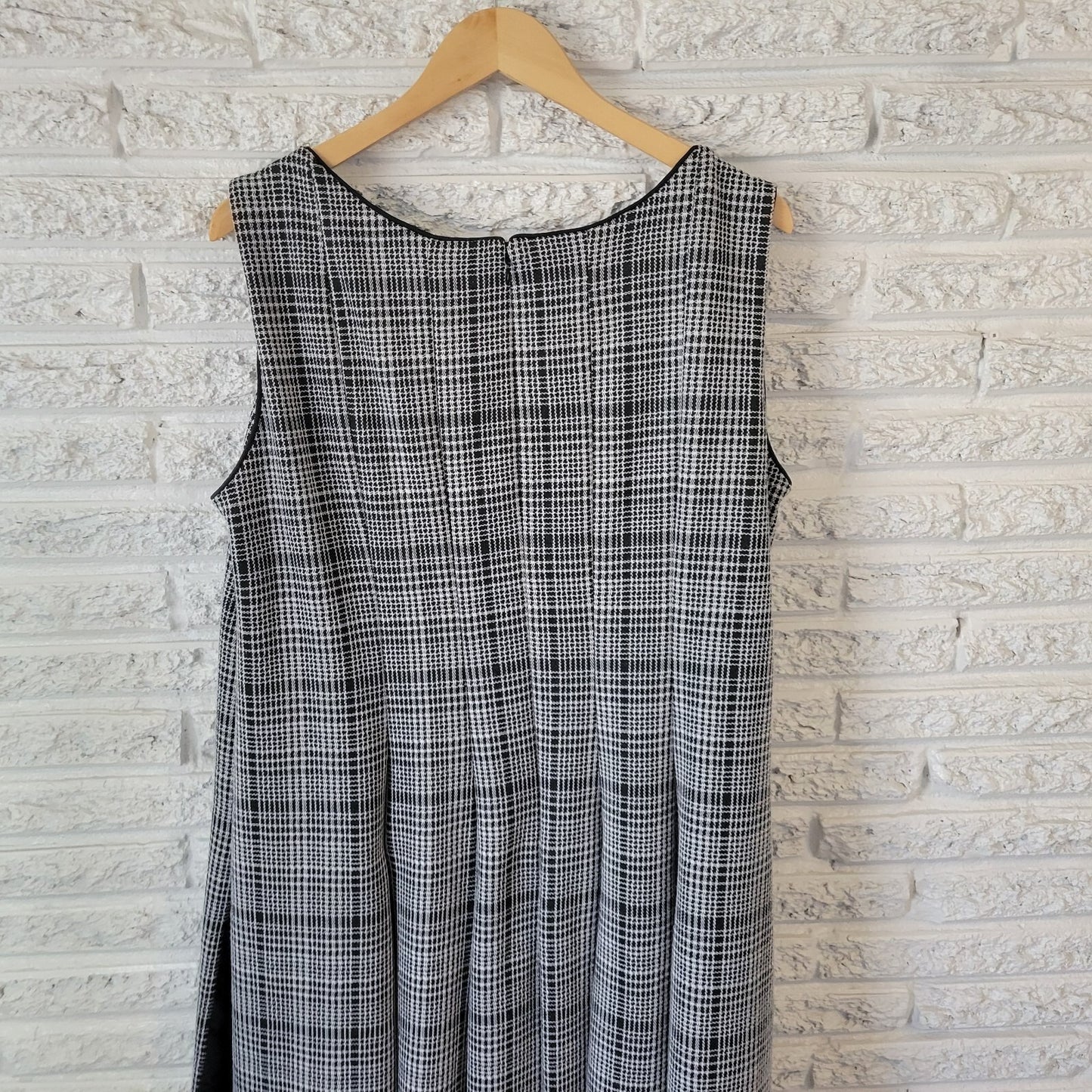 Roz Ali Womens Dress 18 Sleeveless Fit Flare Black Plaid Lace Panels Zip Pleated