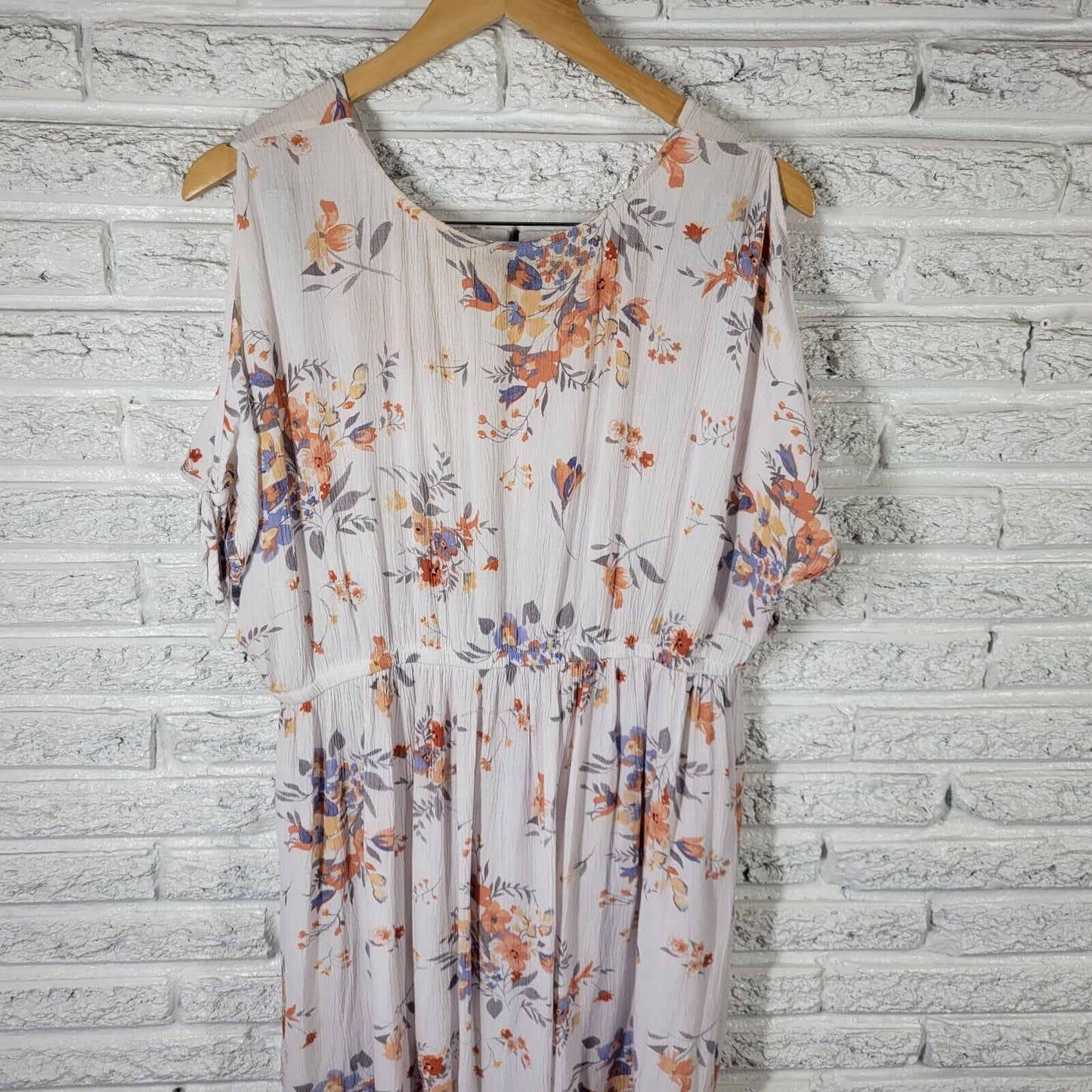 Torrid Womens Dress 1 1X Tied Cold Shoulder Orange Floral High Low Lightweight