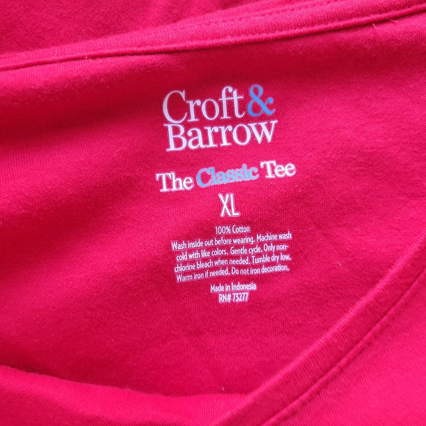 Croft Barrow Women Top XL Long Sleeve Red Snowflakes Glitter Cotton Sequin Comfy