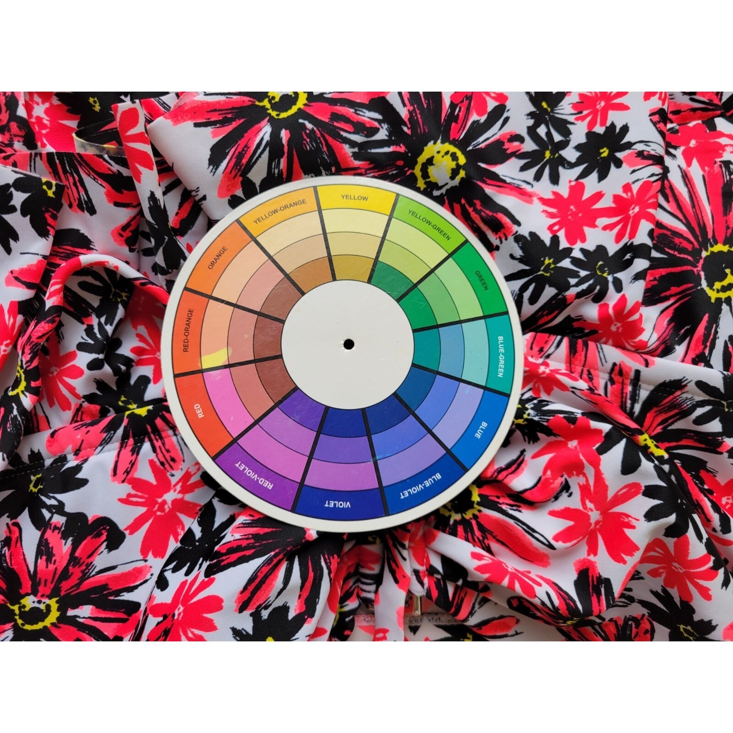 Catalina Womens Swim Top 1X Halter Tiered Pink Floral Built in Bra Poly Blend