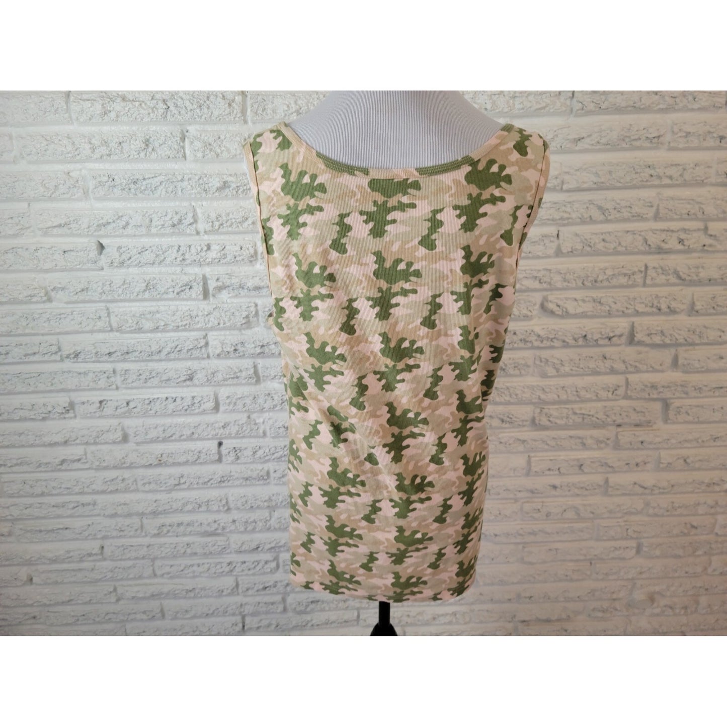 Faded Glory Womens Top 3X Plus Tank Green Camouflage Relaxed Ribbed Stretchy