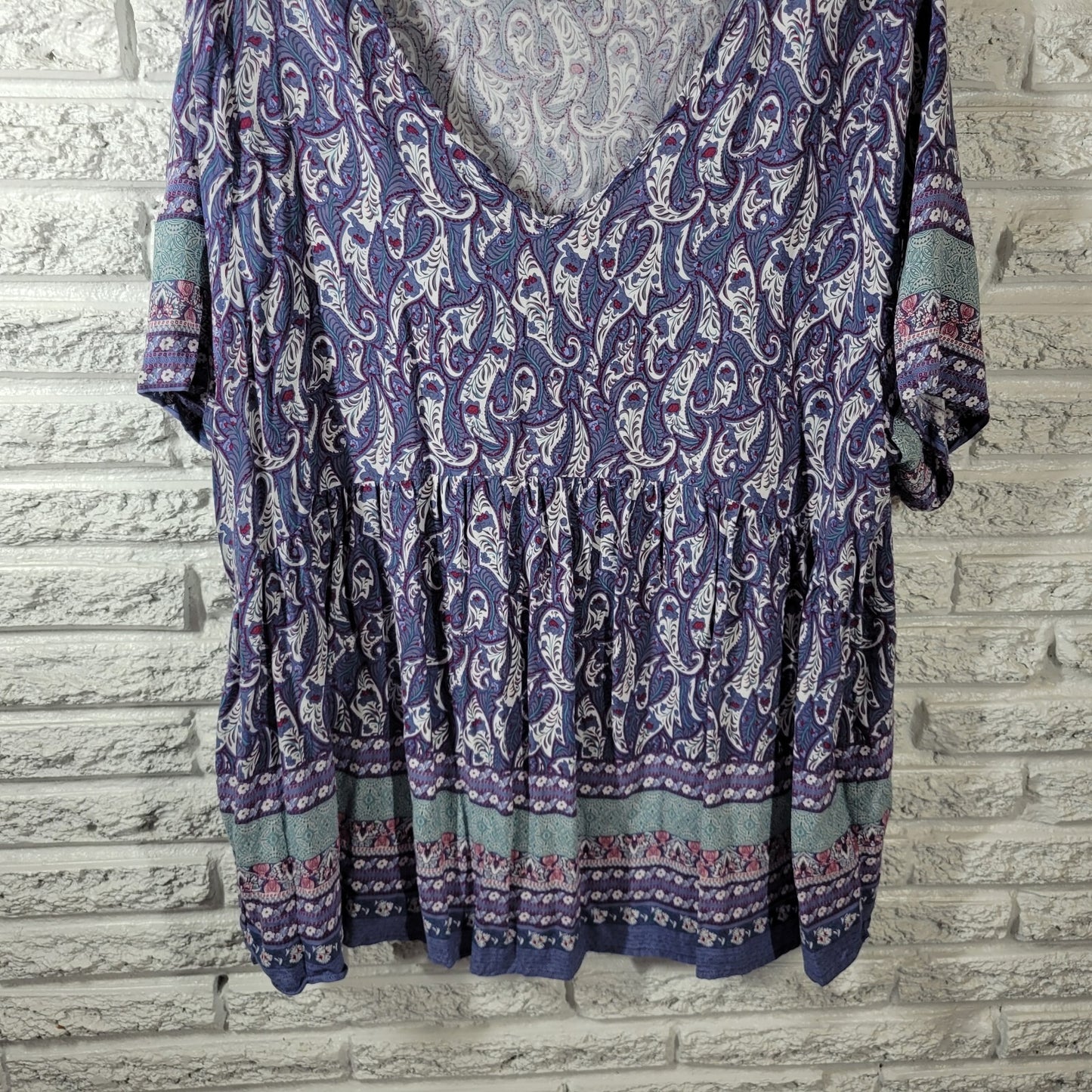 Shein Curve Womens Top 4XL Plus Short Sleeve Blue Paisley Casual Lightweight