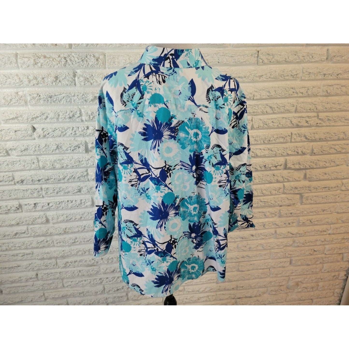 Westbound Womens Top 20W Plus Collar Button Up Wrinkle Free Cotton Blue Floral