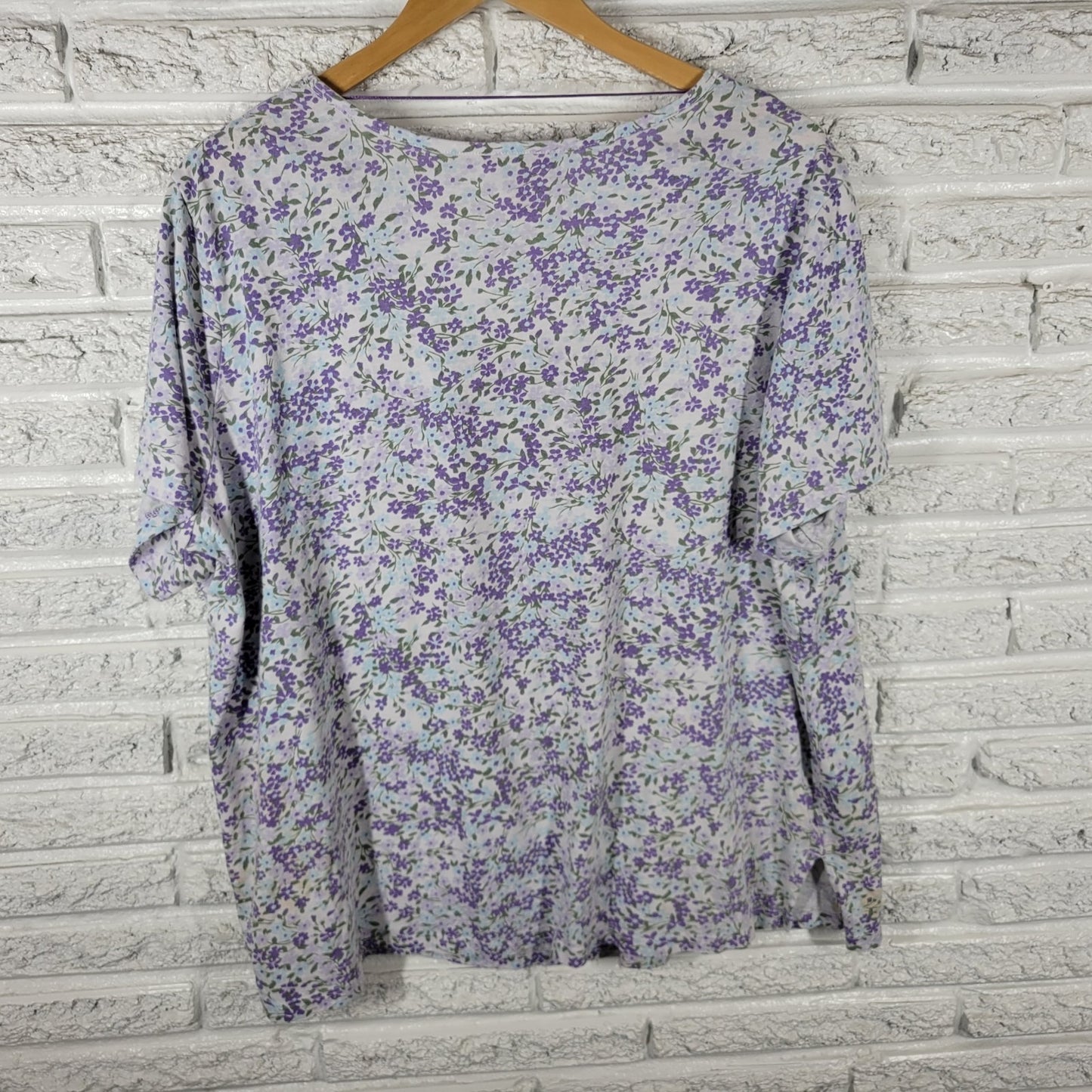 White Stag Womens Top 3X Plus Short Sleeve Purple Floral Pleated Cotton Blend