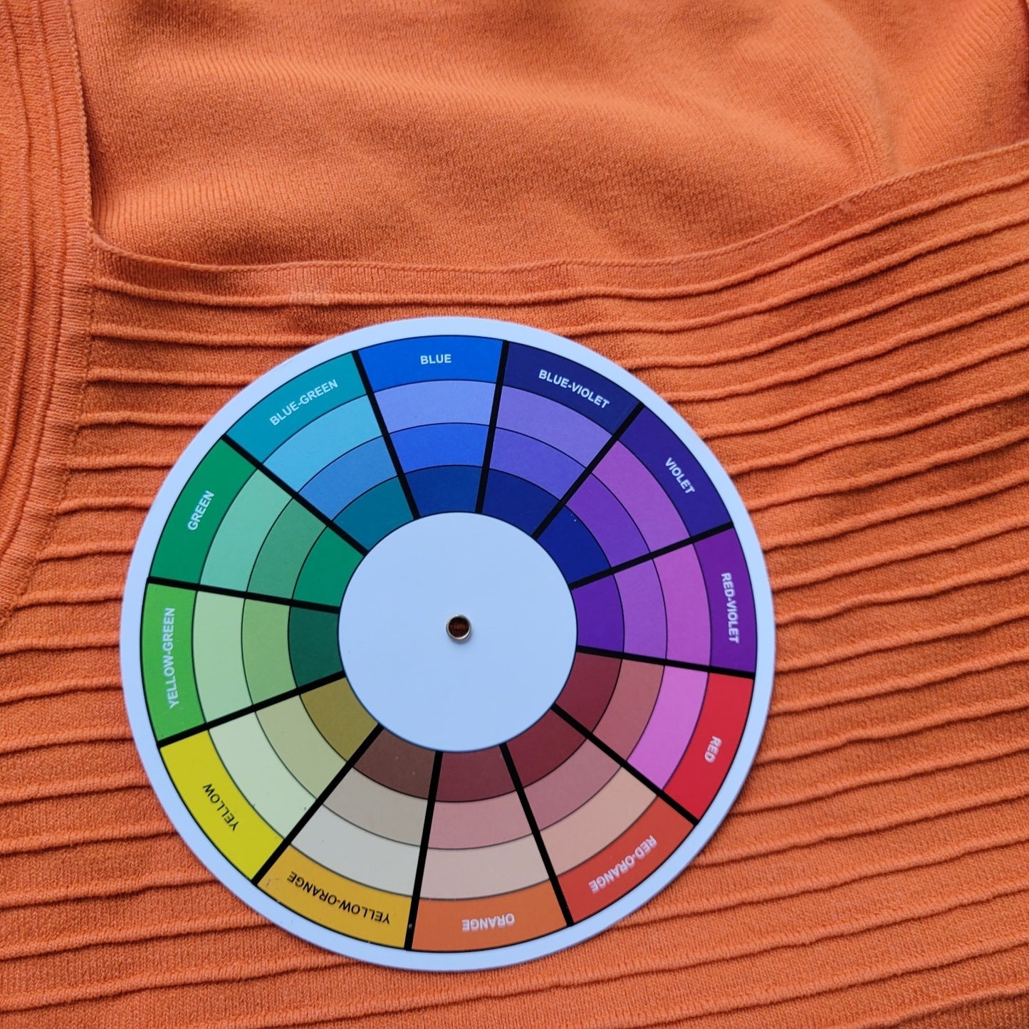 Cable Gauge Womens Top 2X Plus Short Sleeve Orange Pintucked Nylon Viscose Comfy