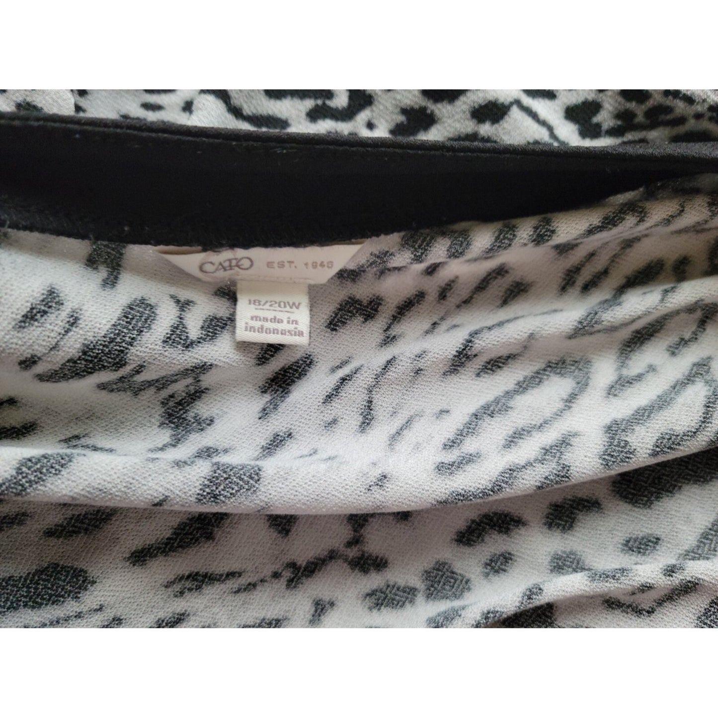 Cato Womens Top 18W 20W Plus Tunic Knit Black Gray Animal Print Long Ruffle