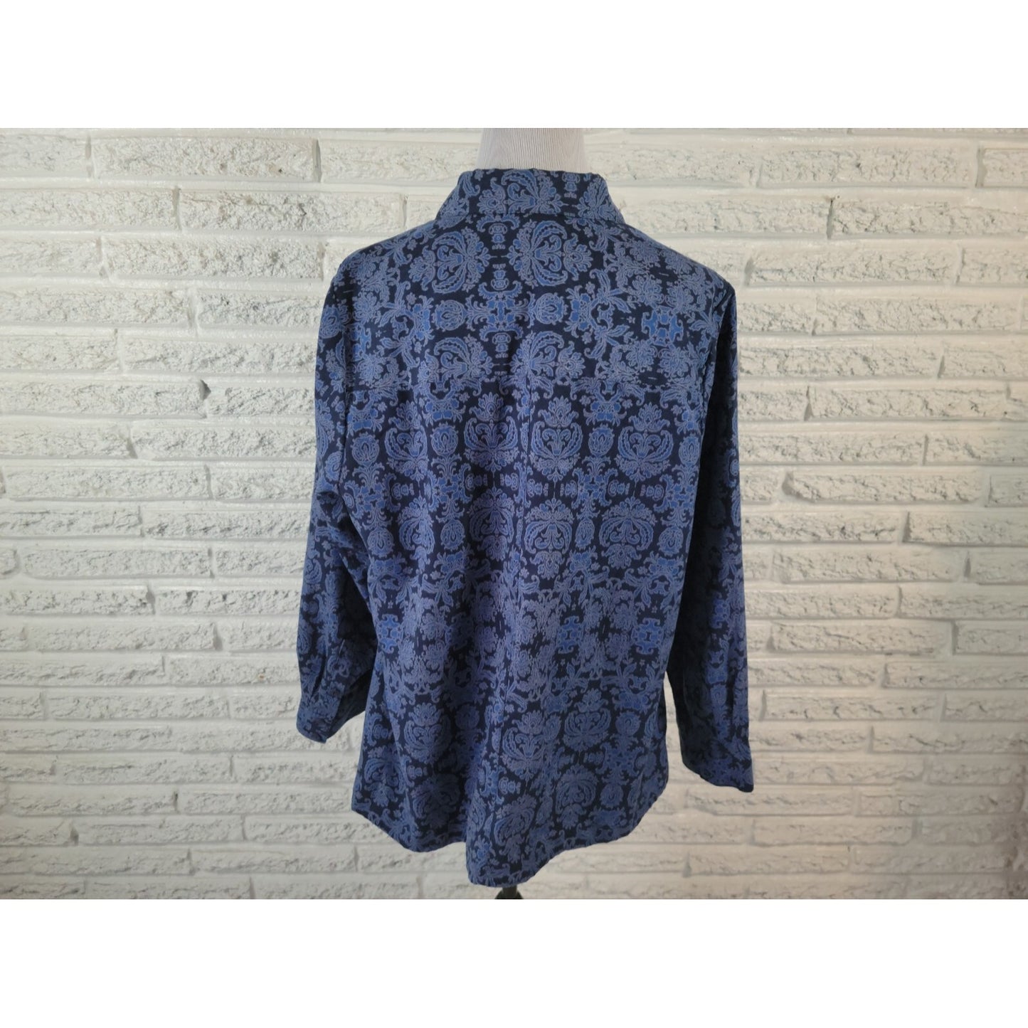 Catherines Womens Shirt 0X Plus Long Sleeve Button Up Mosaic Collar Polyester