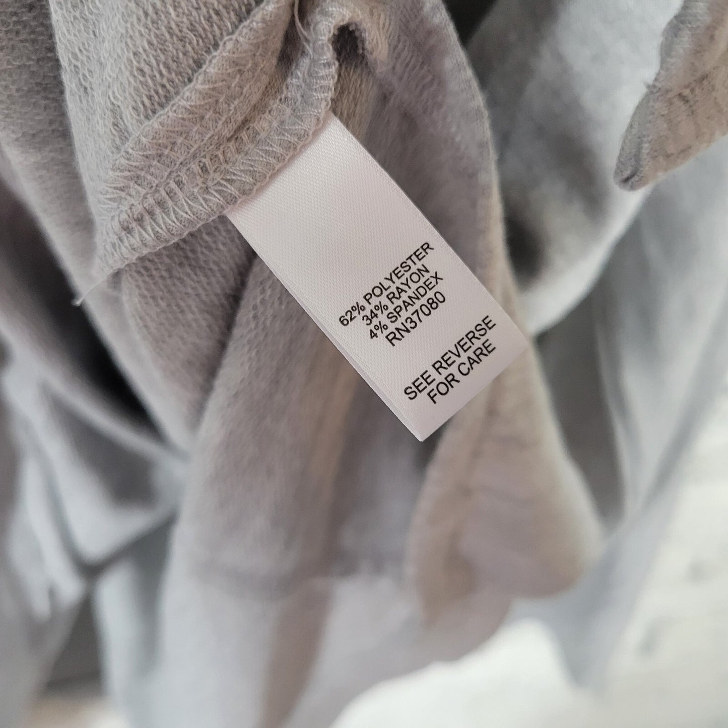 Christmas Live Well Womens Top 26W 28W Plus Tee Long Sleeve Beaded Joy Gray Soft