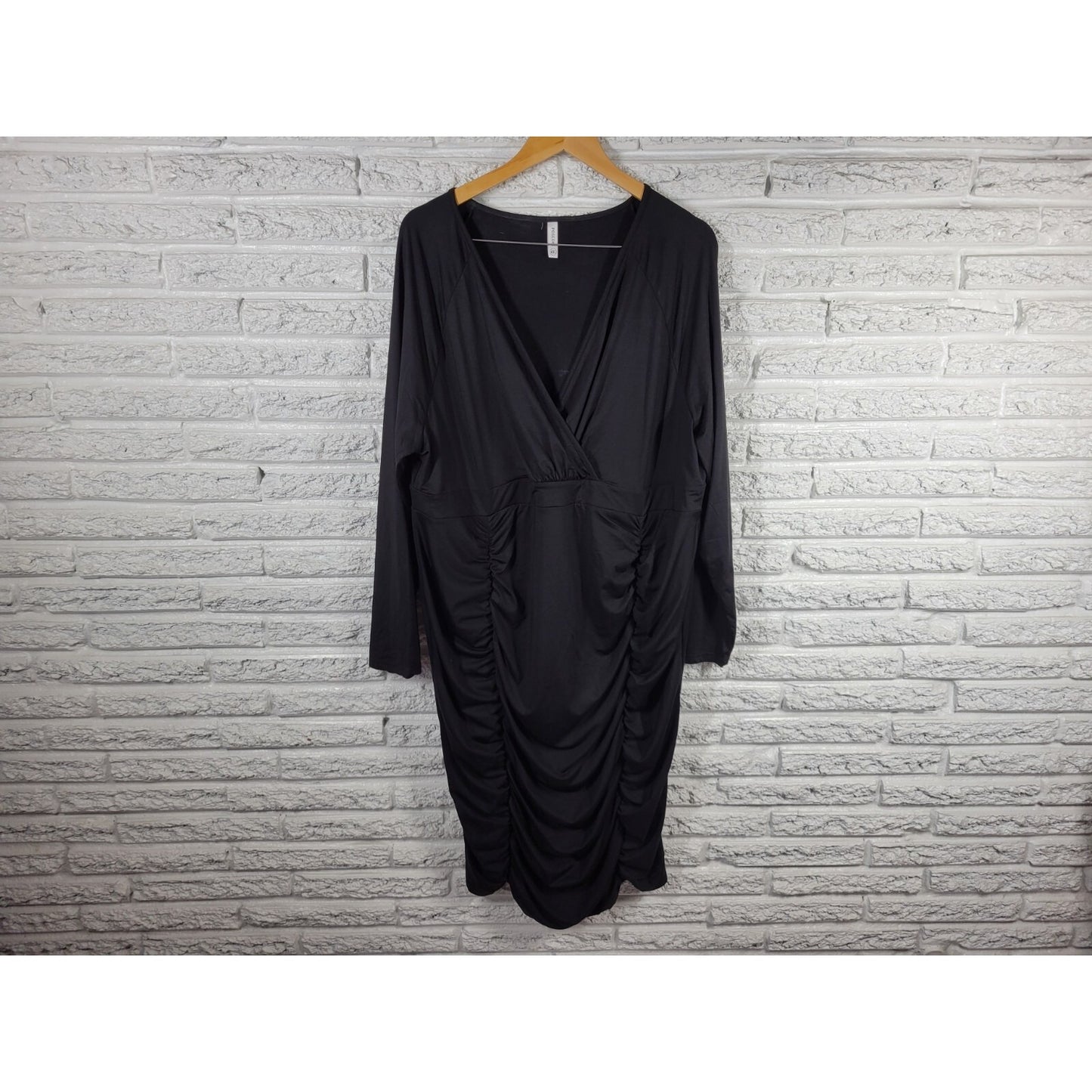 Poseshe Womens Dress 4XL Plus Long Sleeve Black Poly Blend Ruched Casual