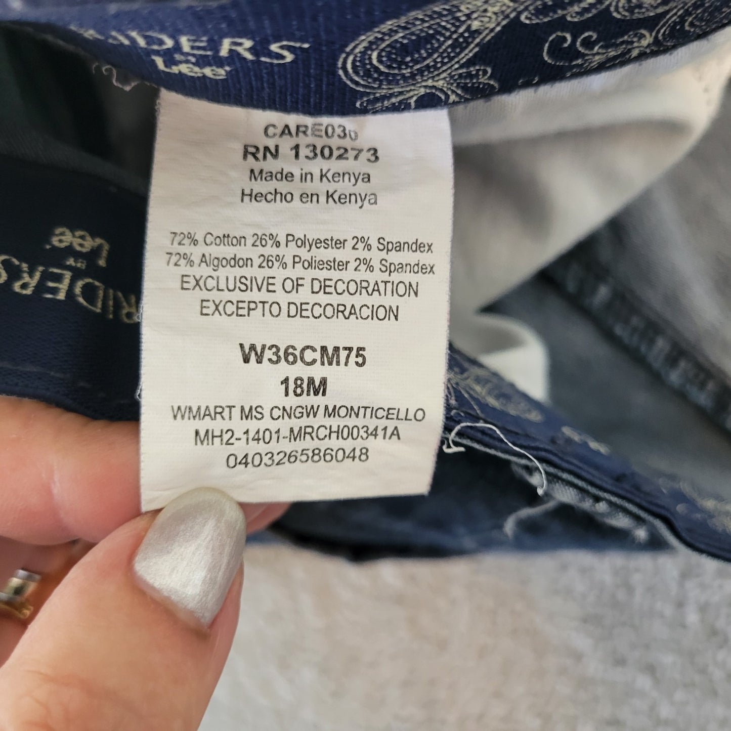 Riders Lee Womens Jeans 18 Plus Capri Zip Fly Dark Blue Denim Wash Tapered Comfy