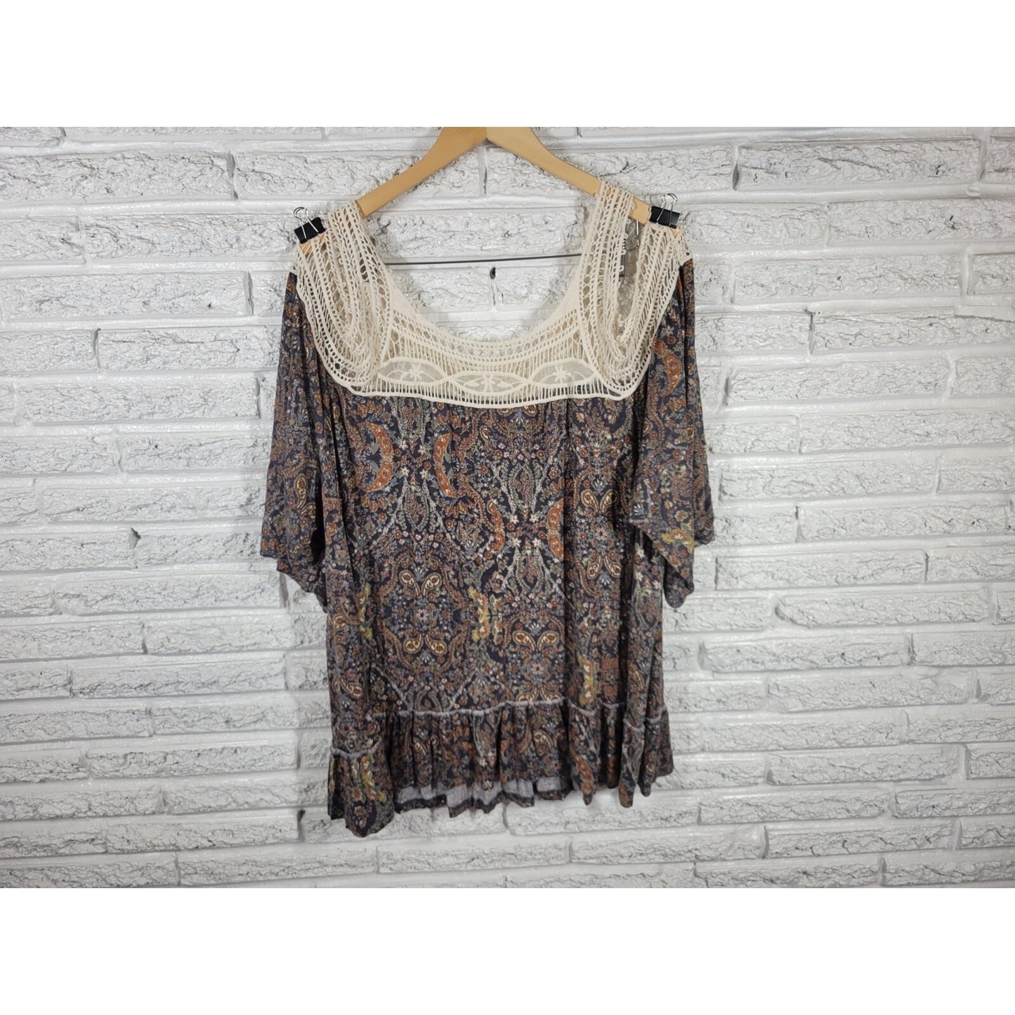 Maurices Womens Top 3 3X Plus Cold Shoulder Black Brown Paisley Crochet Ruffle