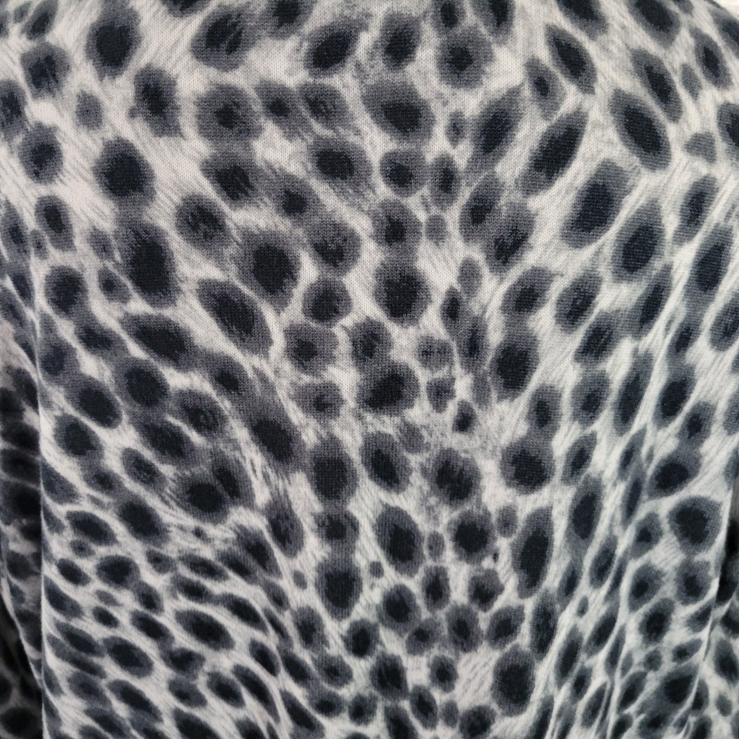 Cathy Daniels Women Top XL Tunic Knit 3/4 Sleeve Black Gray Animal Print Studded