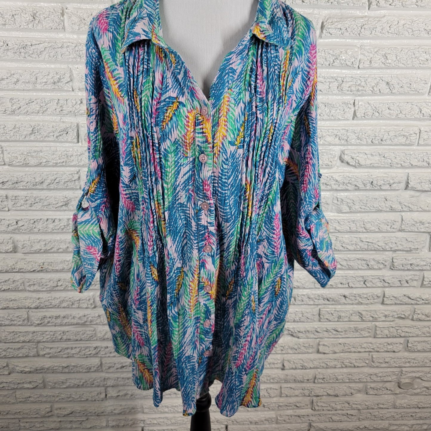 Woman Within Womens Top 2X Plus Roll Tab 3/4 Sleeve Blue Floral Crinkle Pintuck