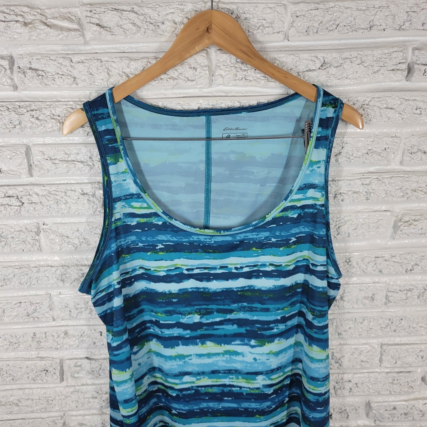 Eddie Bauer Womens Top 2XL Plus Tank Blue Watercolor Poly Blend Lightweight
