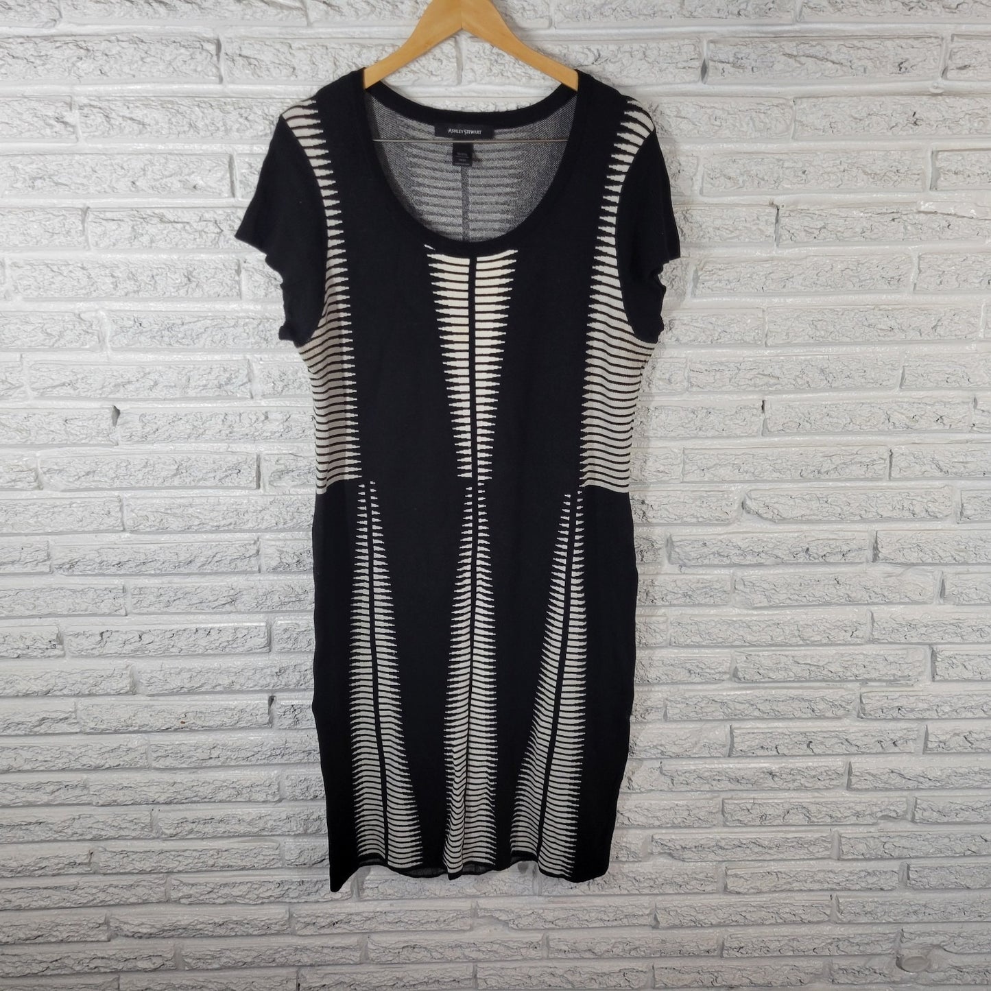 Ashley Stewart Womens Dress 18 20 Plus Sweater Knit Black Geometric Comfy Casual