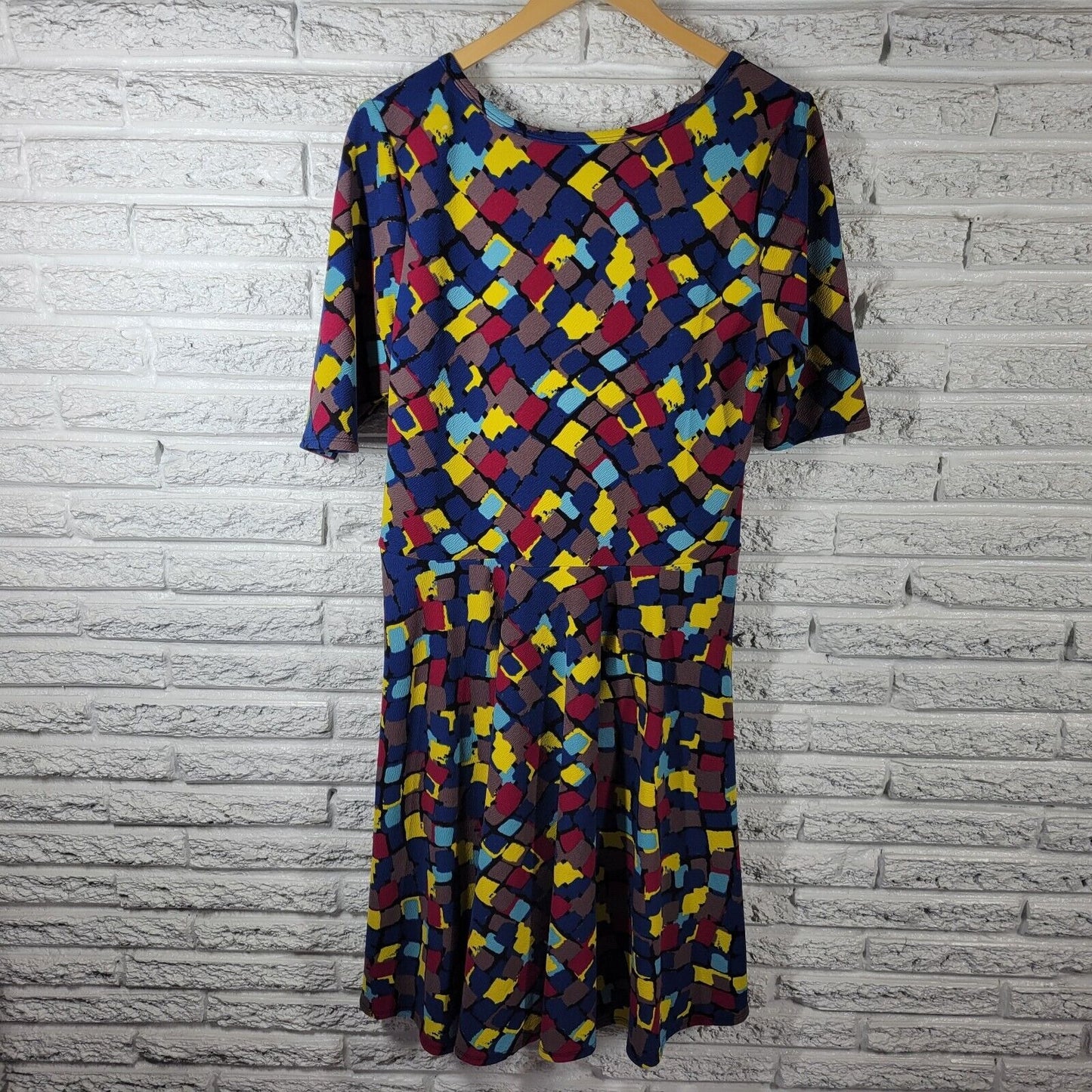 Lularoe Women Dress 3XL Plus Fit Flare Blue Red Geometric Knit Poly Blend Comfy