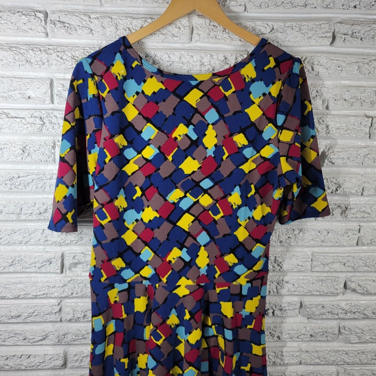 Lularoe Women Dress 3XL Plus Fit Flare Blue Red Geometric Knit Poly Blend Comfy