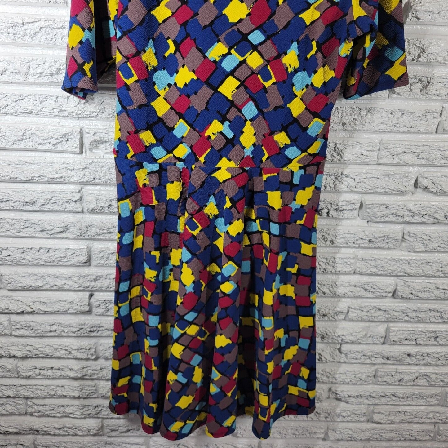 Lularoe Women Dress 3XL Plus Fit Flare Blue Red Geometric Knit Poly Blend Comfy