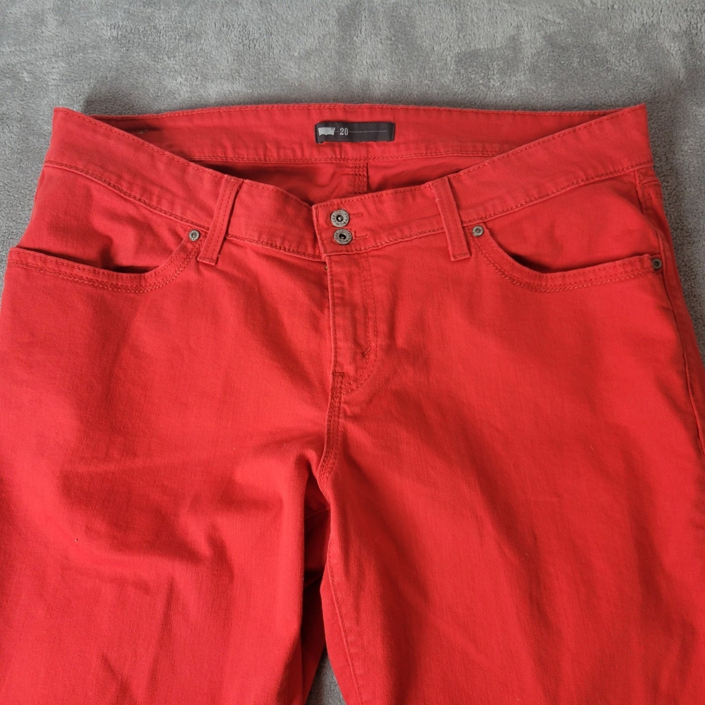 Levis Womens Shorts 20 Plus Red Denim Cotton Blend Stretch Comfort Waist Zip Fly