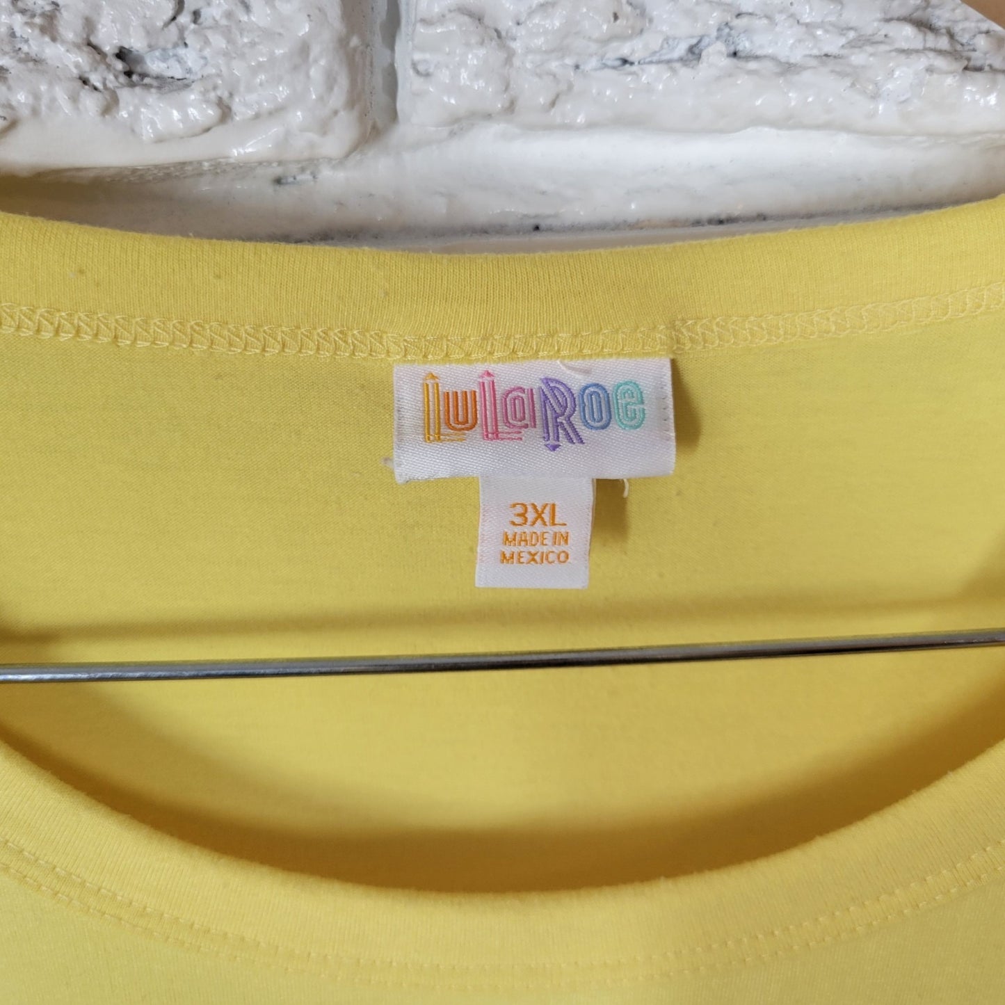 Lularoe Womens Top 3XL Plus Tee Short Sleeve Taco Belle Yellow Casual Poly Blend