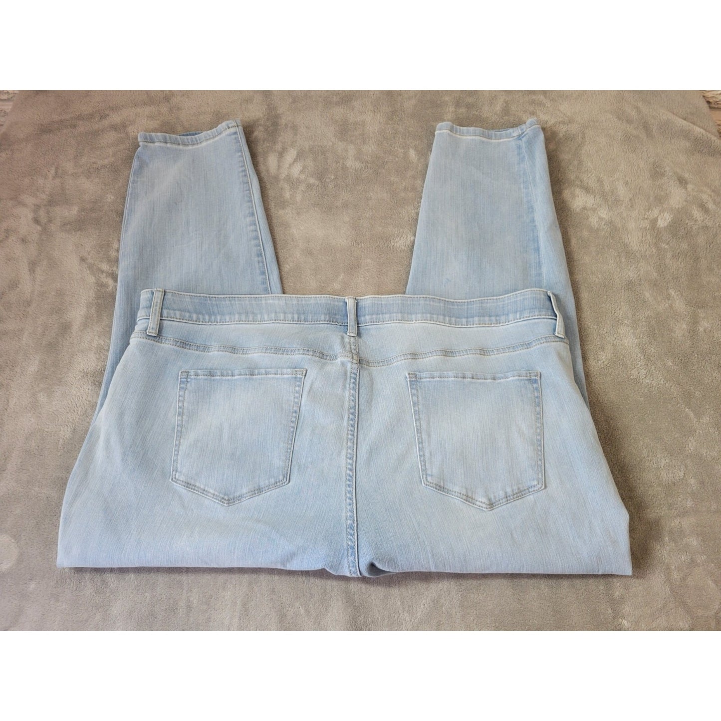 Ava Viv Womens Jeans 24W Plus Crop Light Blue Denim Comfort Waist Zip Fly