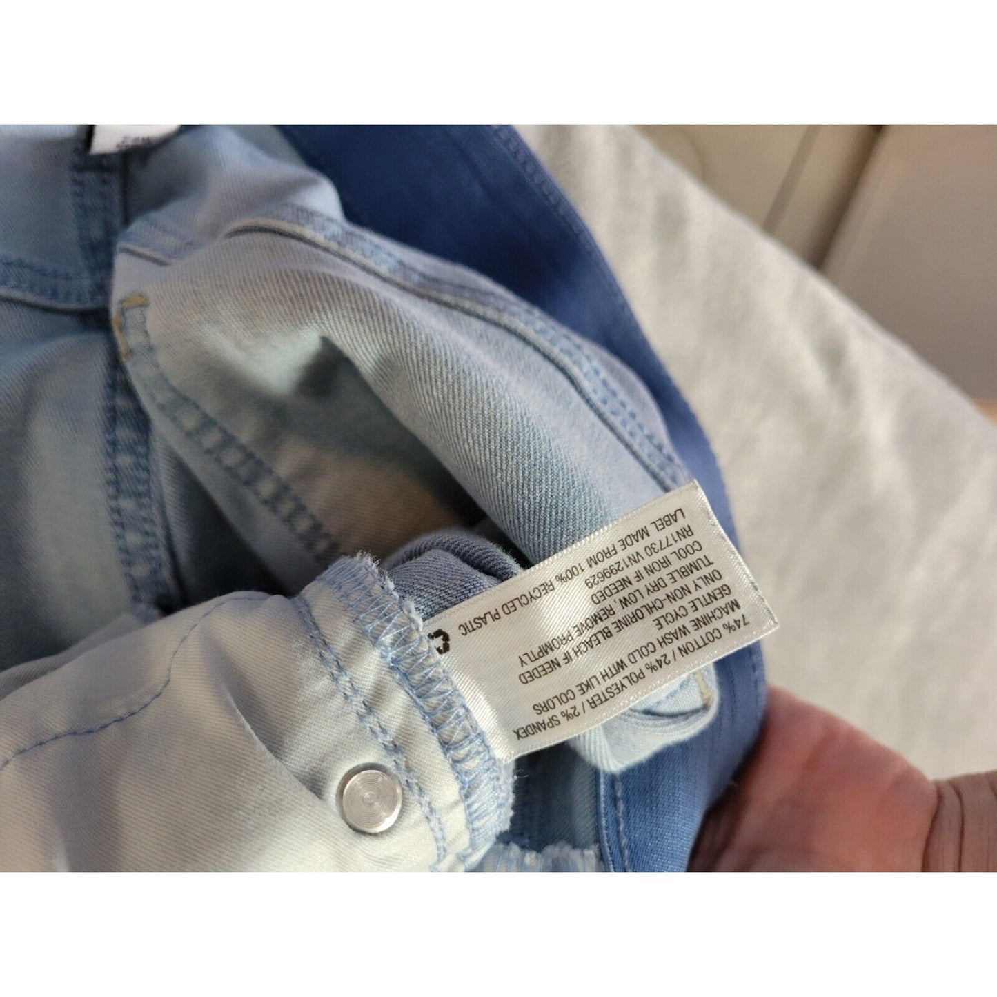 Ava Viv Womens Jeans 24W Plus Crop Light Blue Denim Comfort Waist Zip Fly