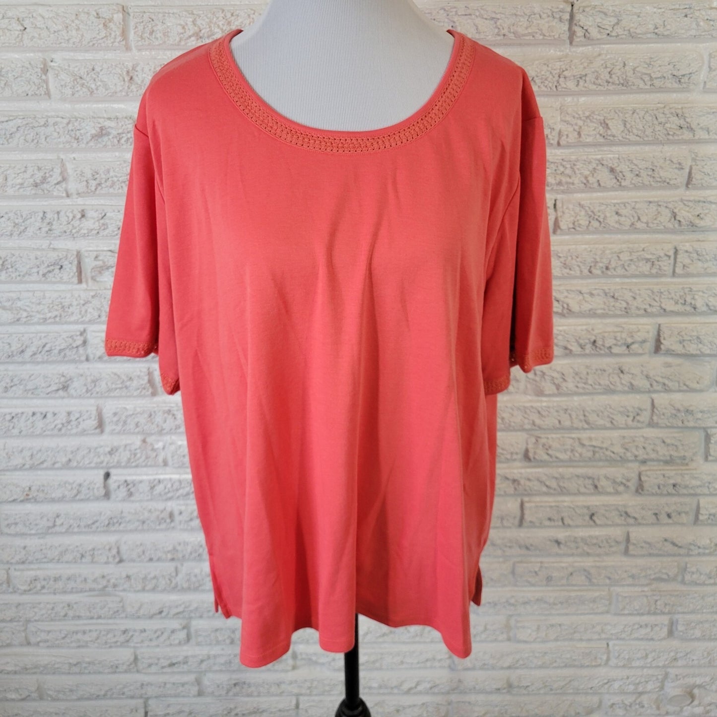 Drapers Damons Womens Top 2X Plus Tee Pink Crochet Neckline Cotton Comfy Blend