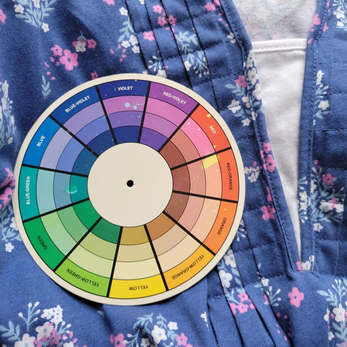 Woman Within Womens Top 18 20 Plus Short Sleeve Blue Pink Floral Pintuck Comfy