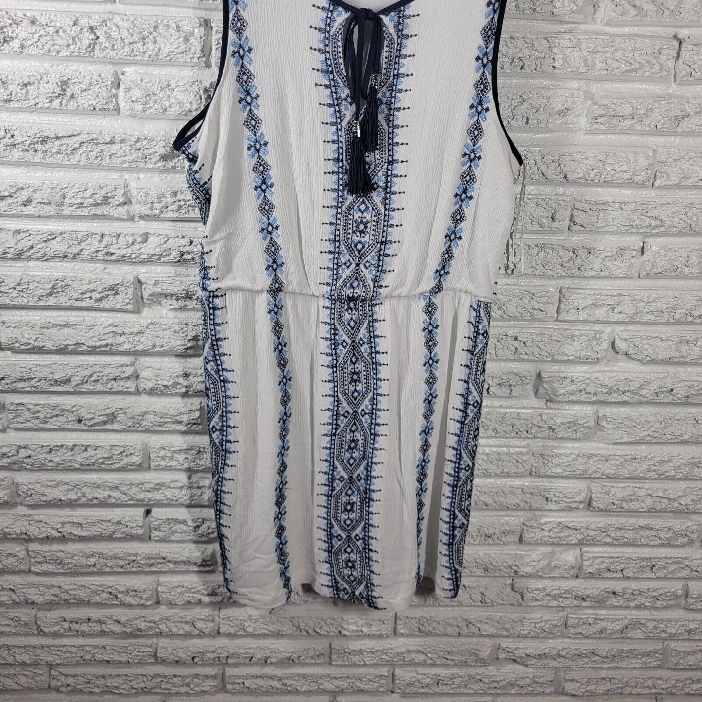 Westport Womens Dress Extra Large XL Sheath Mini Sleeveless Keyhole Embroidered