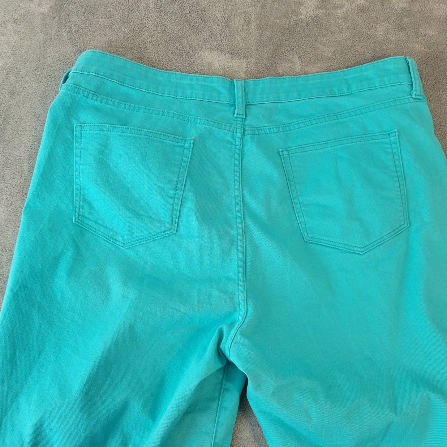 St Johns Bay Women Shorts 18 Plus Bermuda Blue Denim Zip Fly Cotton Blend Cuffed