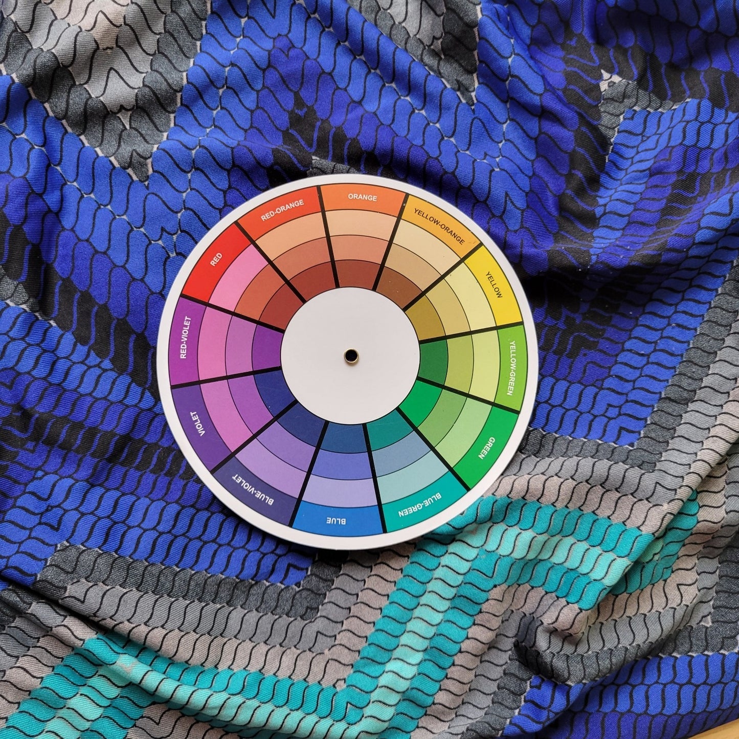 New Directions Womens Top Extra Large Roll Tab Sleeve Blue Gray Zig Zag Office