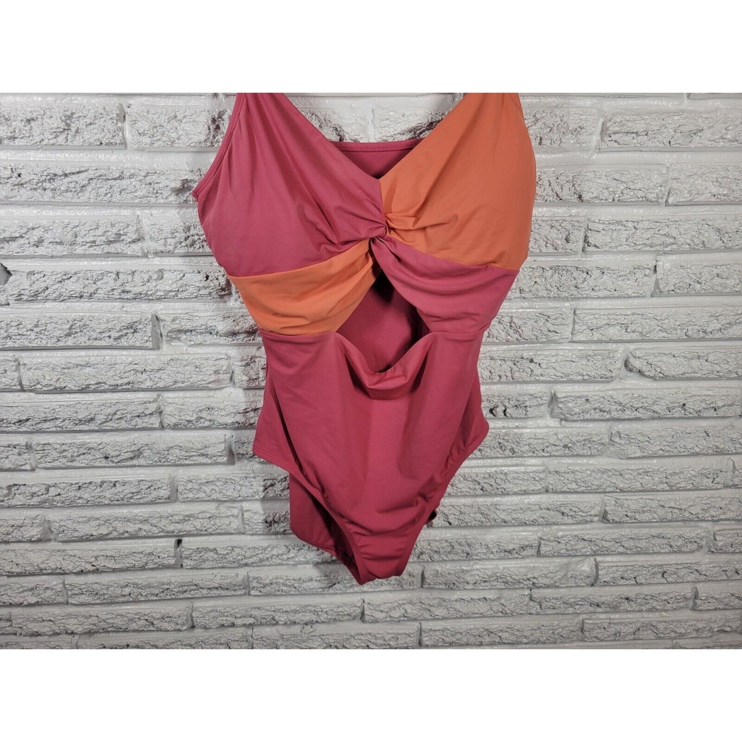 Time Tru Womens Swimsuit 2X One Piece Pink Open Belly Adjustable Spaghetti Bra
