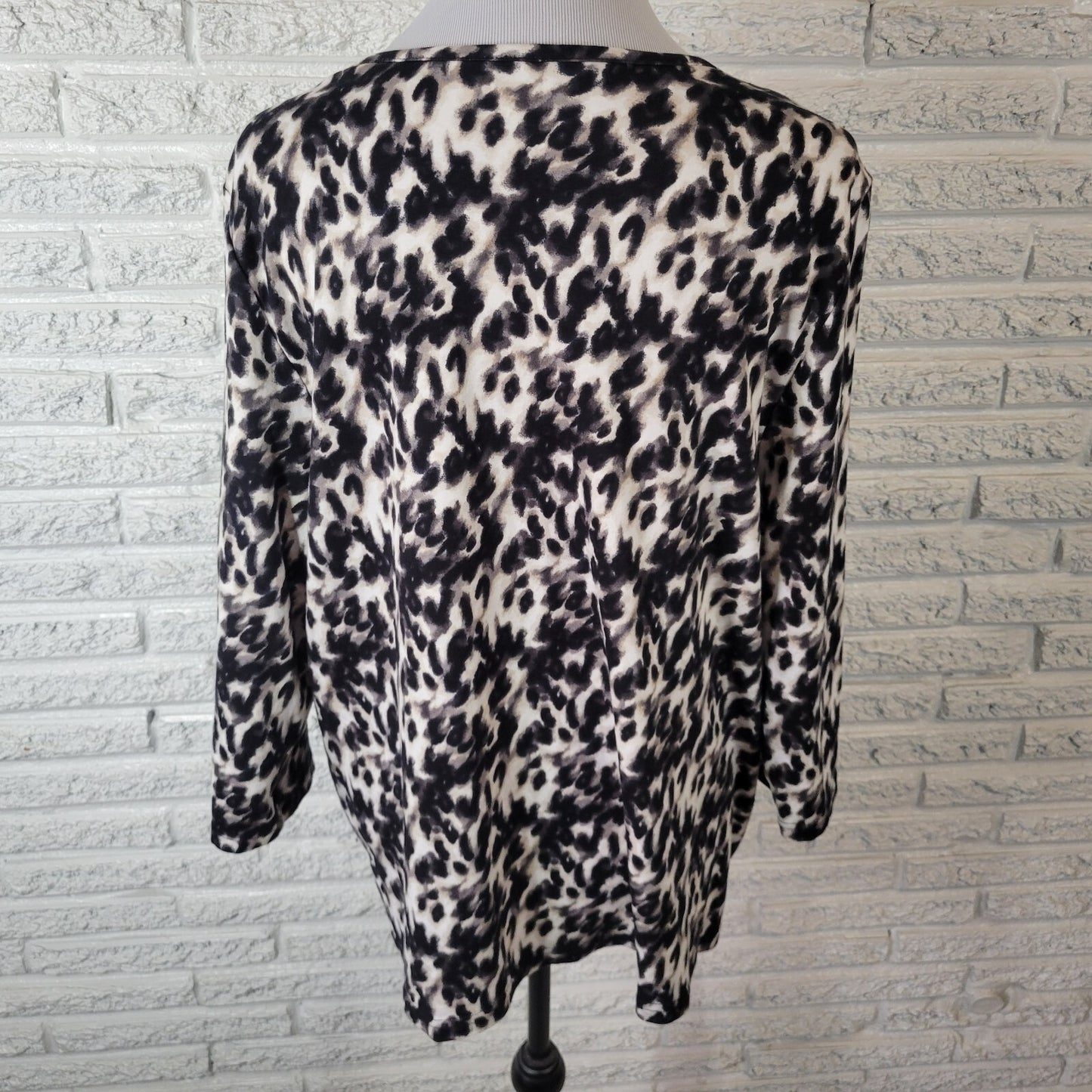 Kim Rogers Womens Top 2X Plus 3/4 Sleeve Black Animal Print Lightweight Cotton