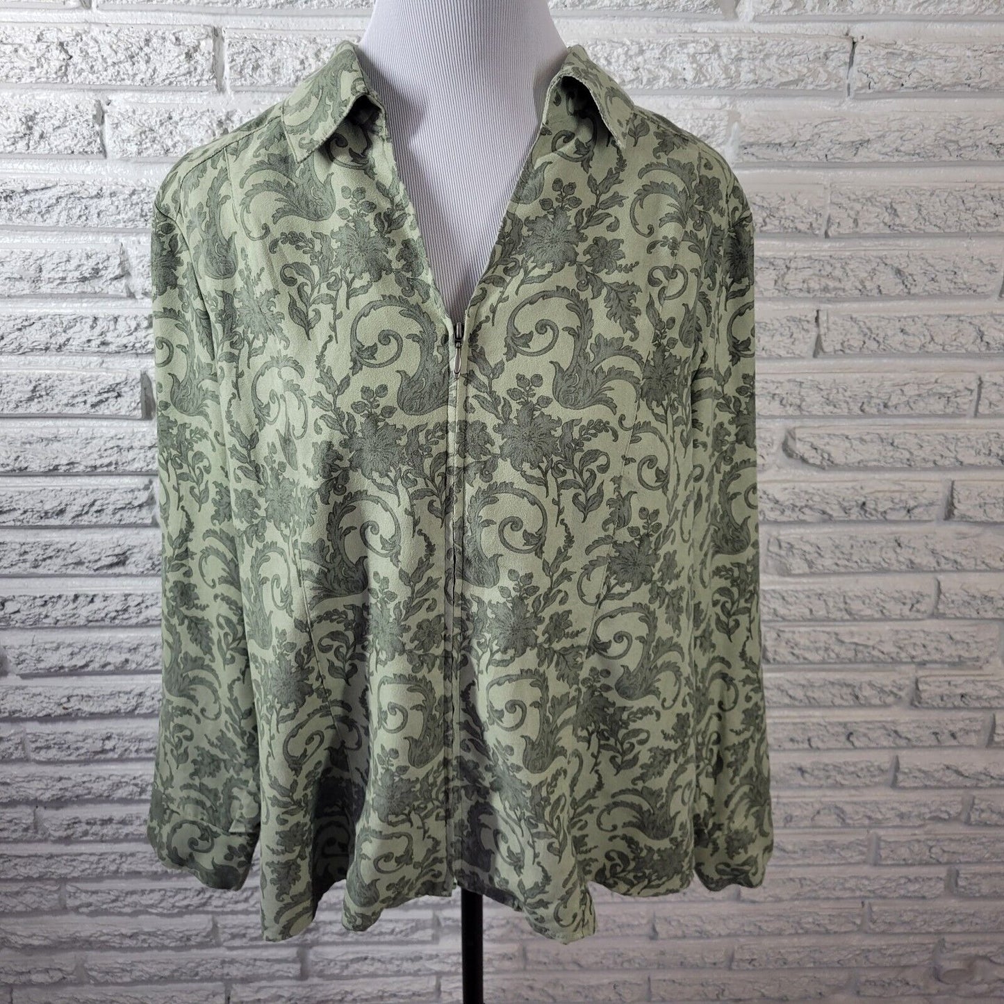 Croft Barrow Womens Top XXL Full Zip Jacket Lightweight Soft Velour Green Floral